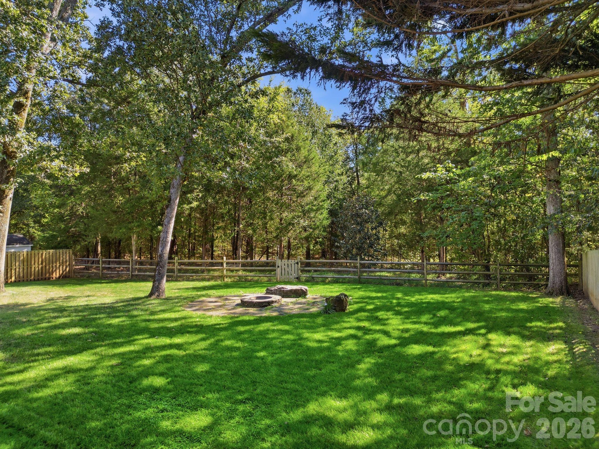 11646 Red Falcon Court