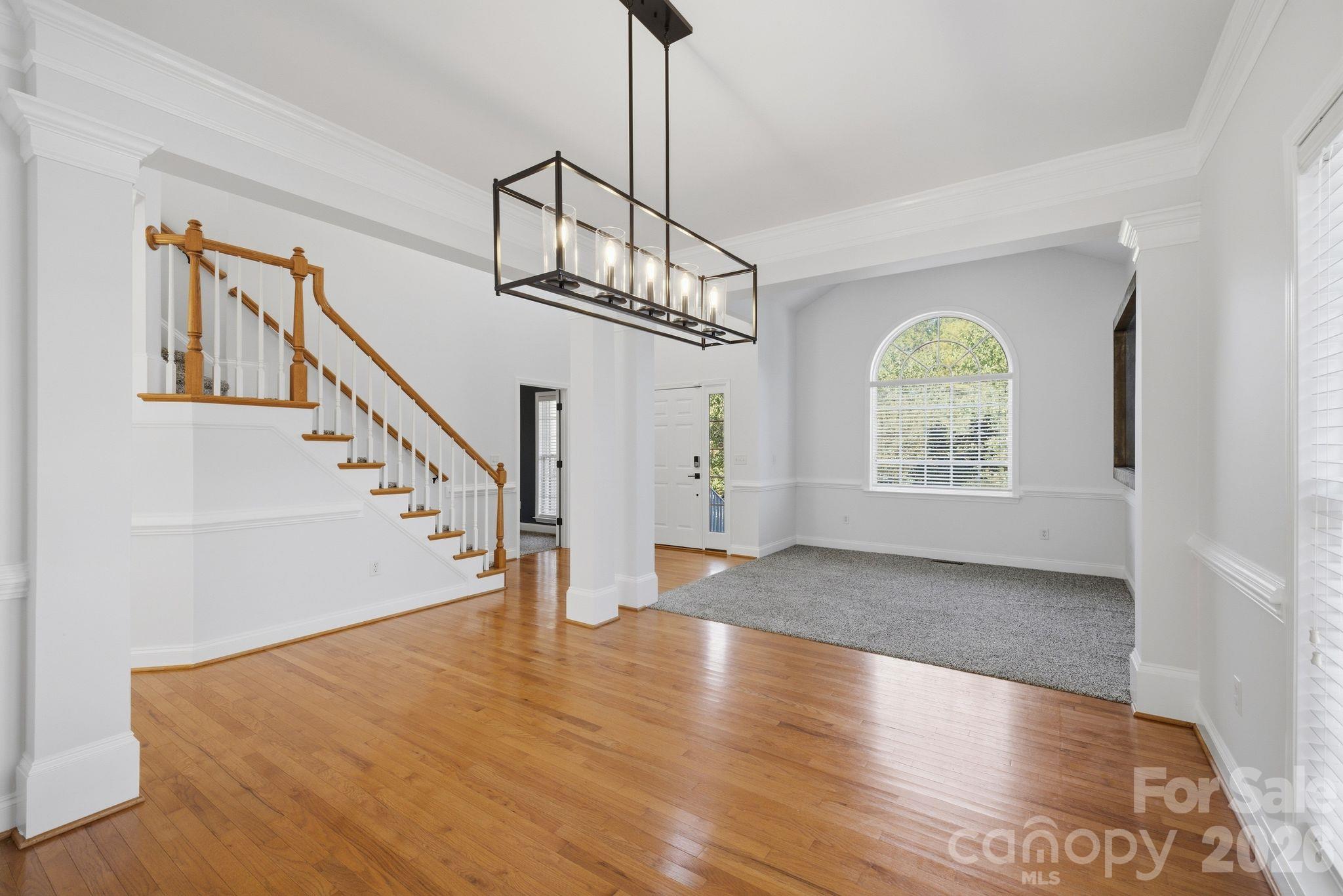 11646 Red Falcon Court