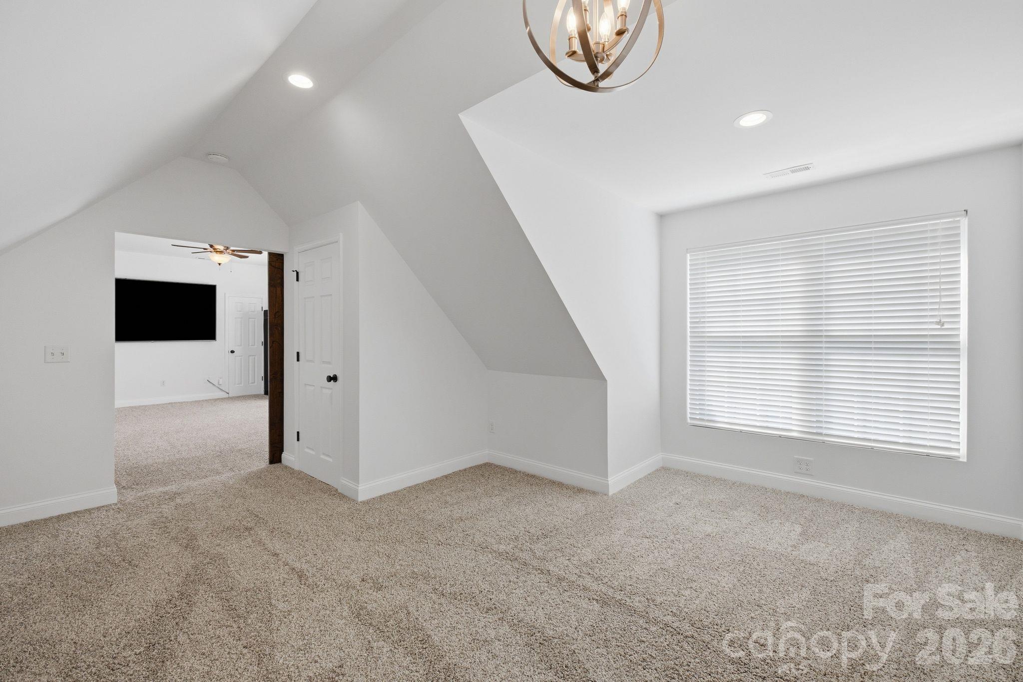 11646 Red Falcon Court