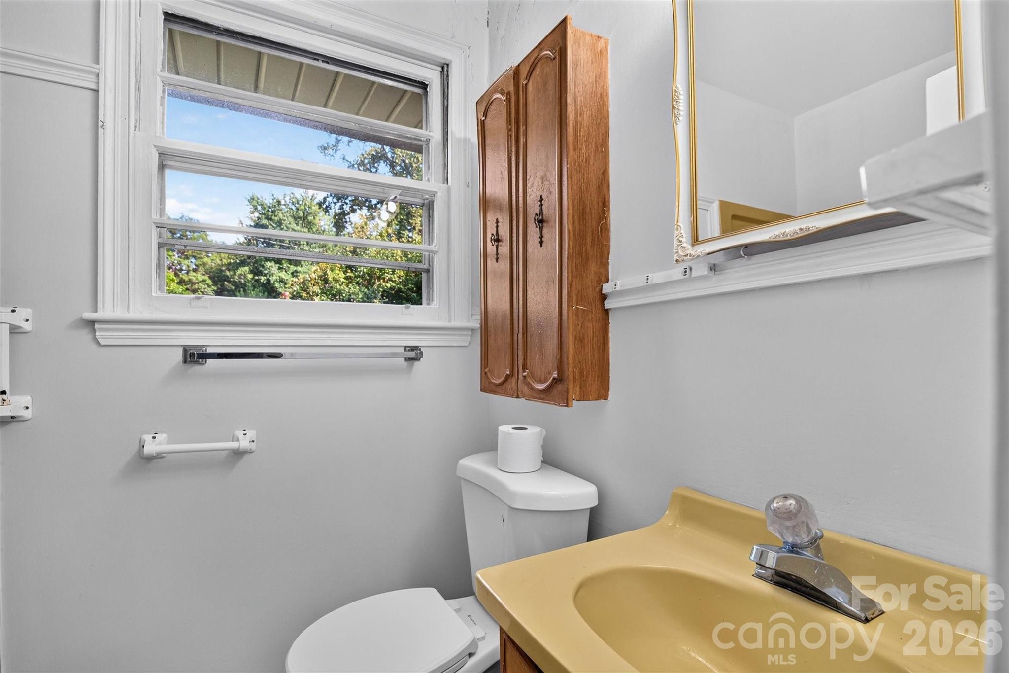 3353 Eastwood Drive