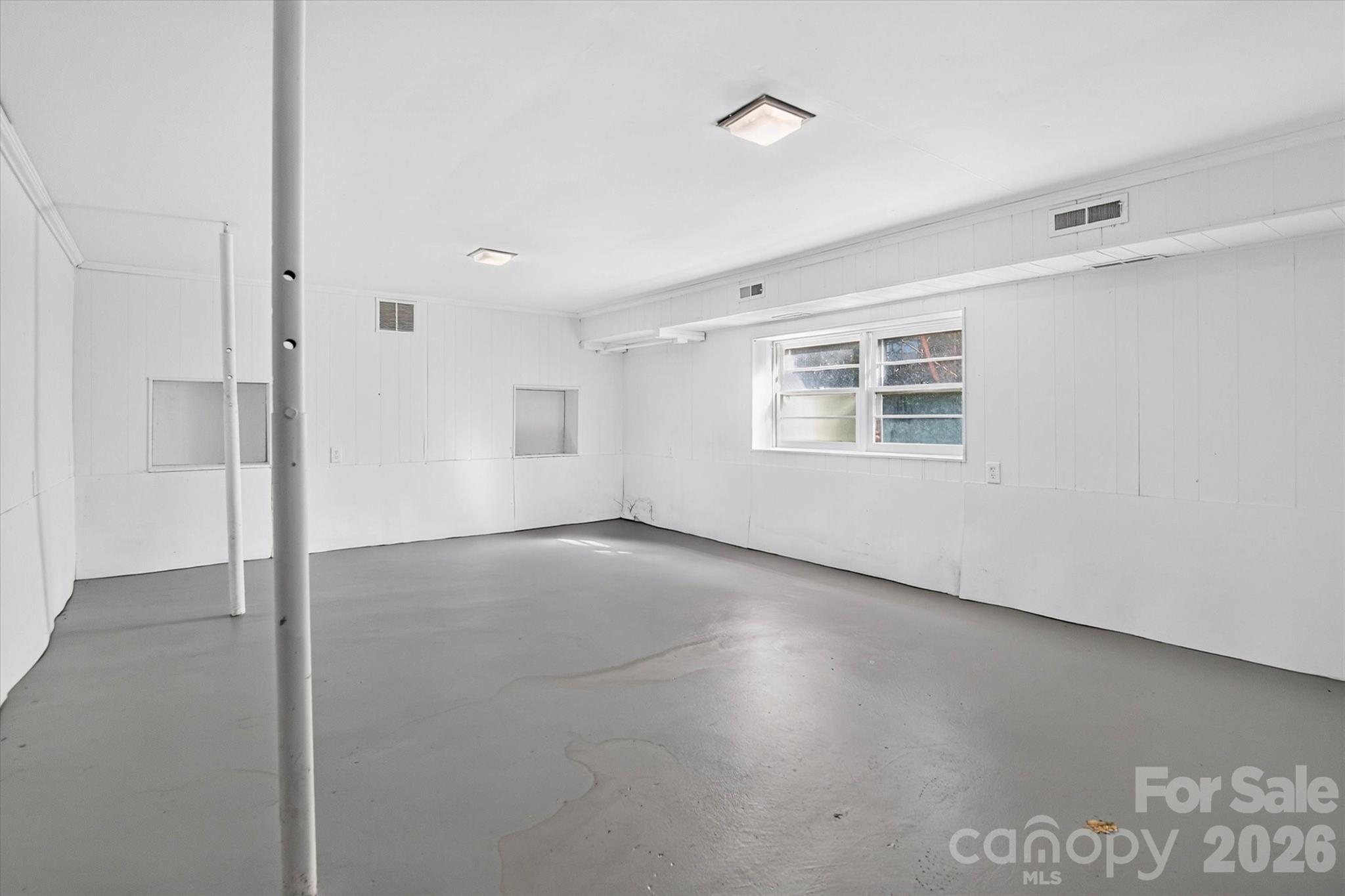 3353 Eastwood Drive