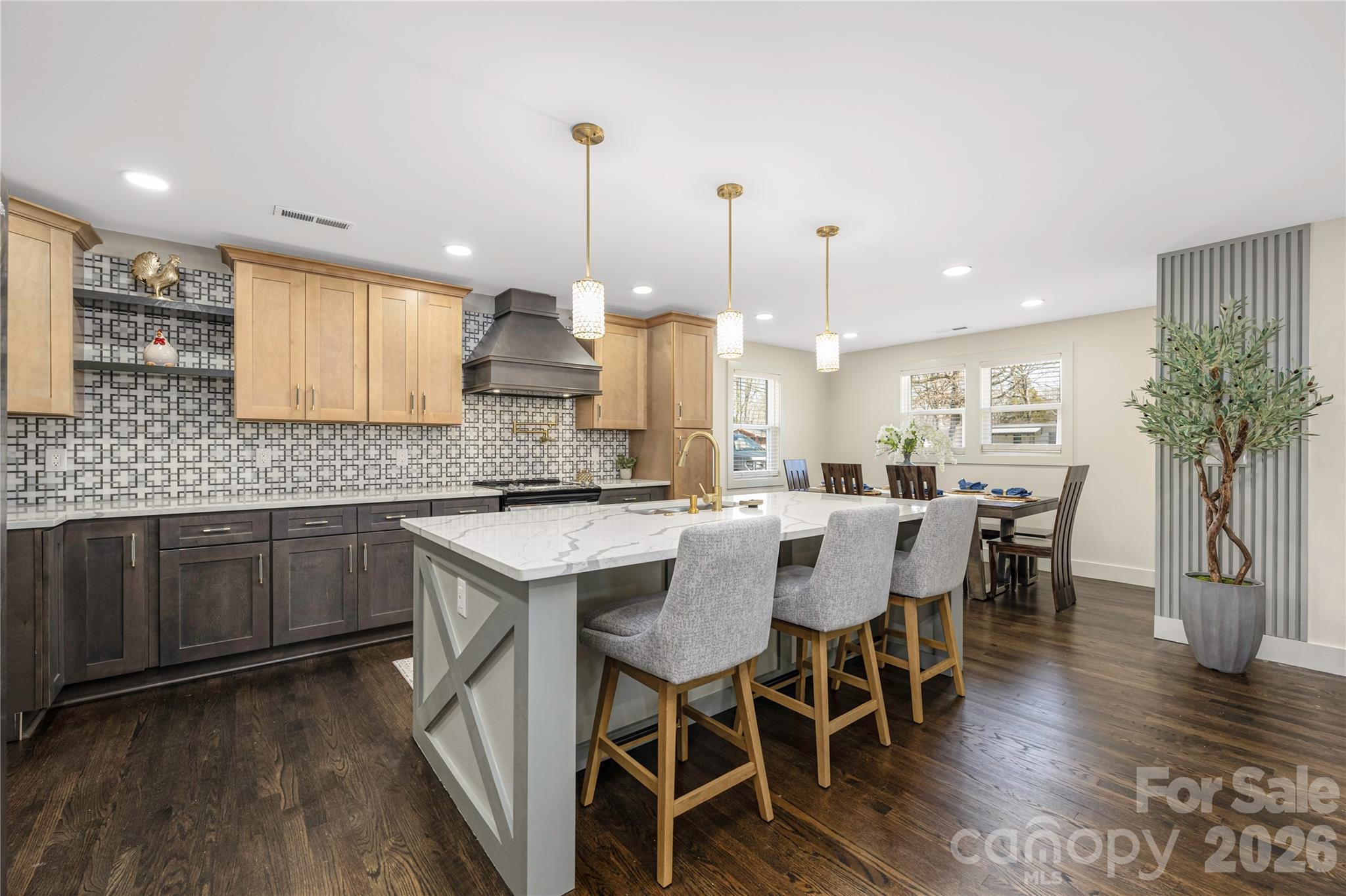 1713 Davis Park Road
