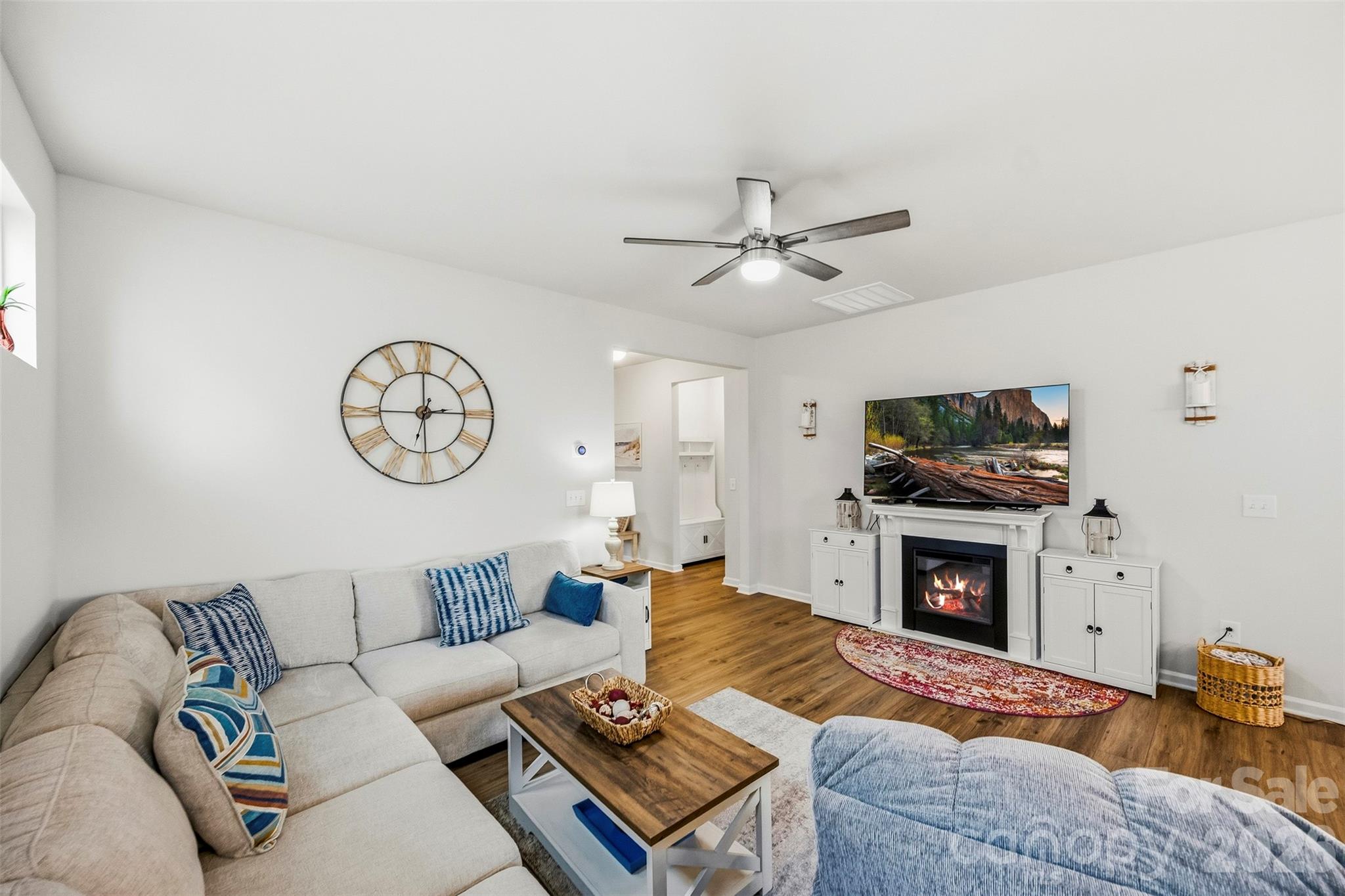 1734 Otter Perch Lane
