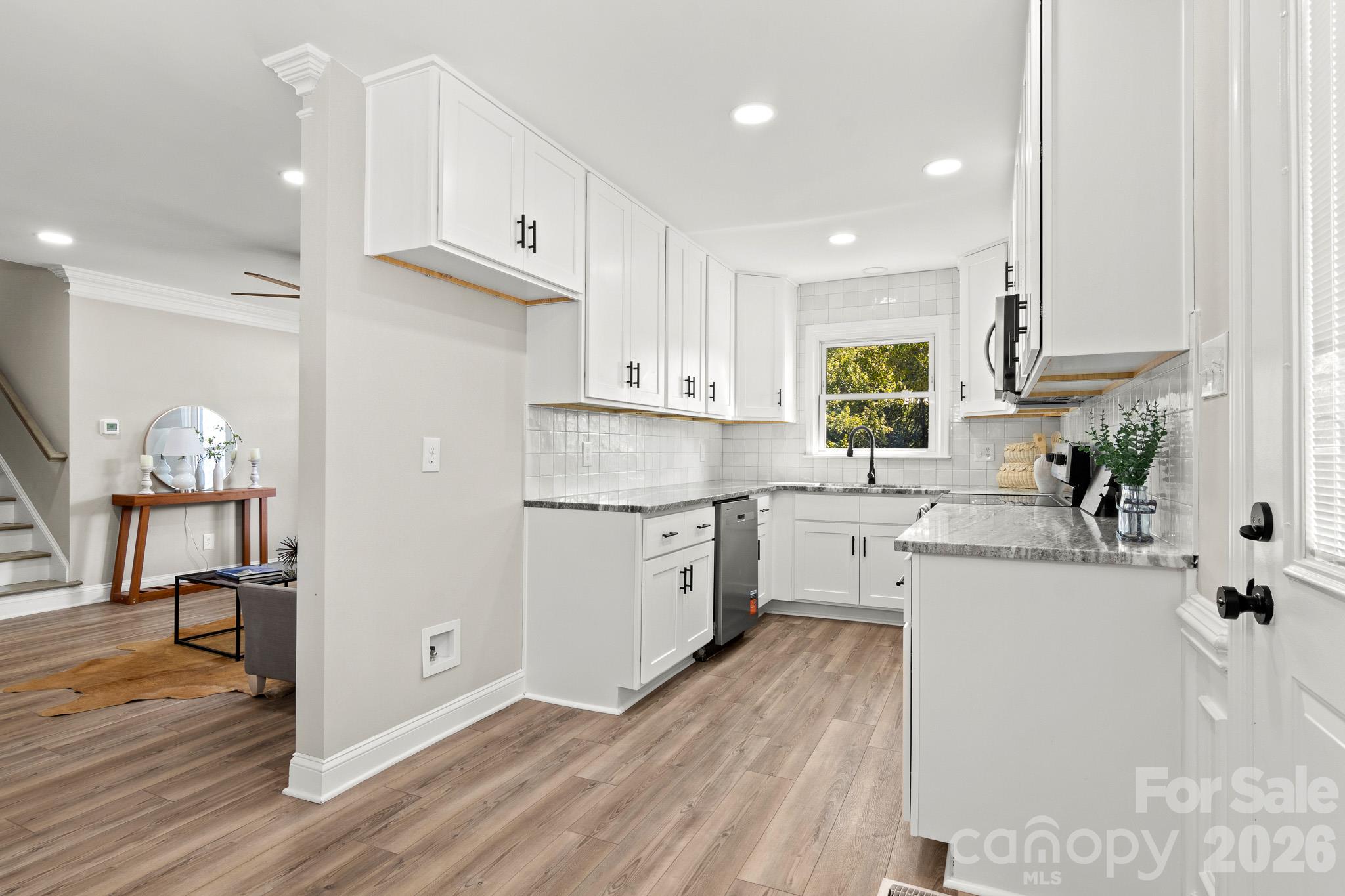 309 Catawba Circle N