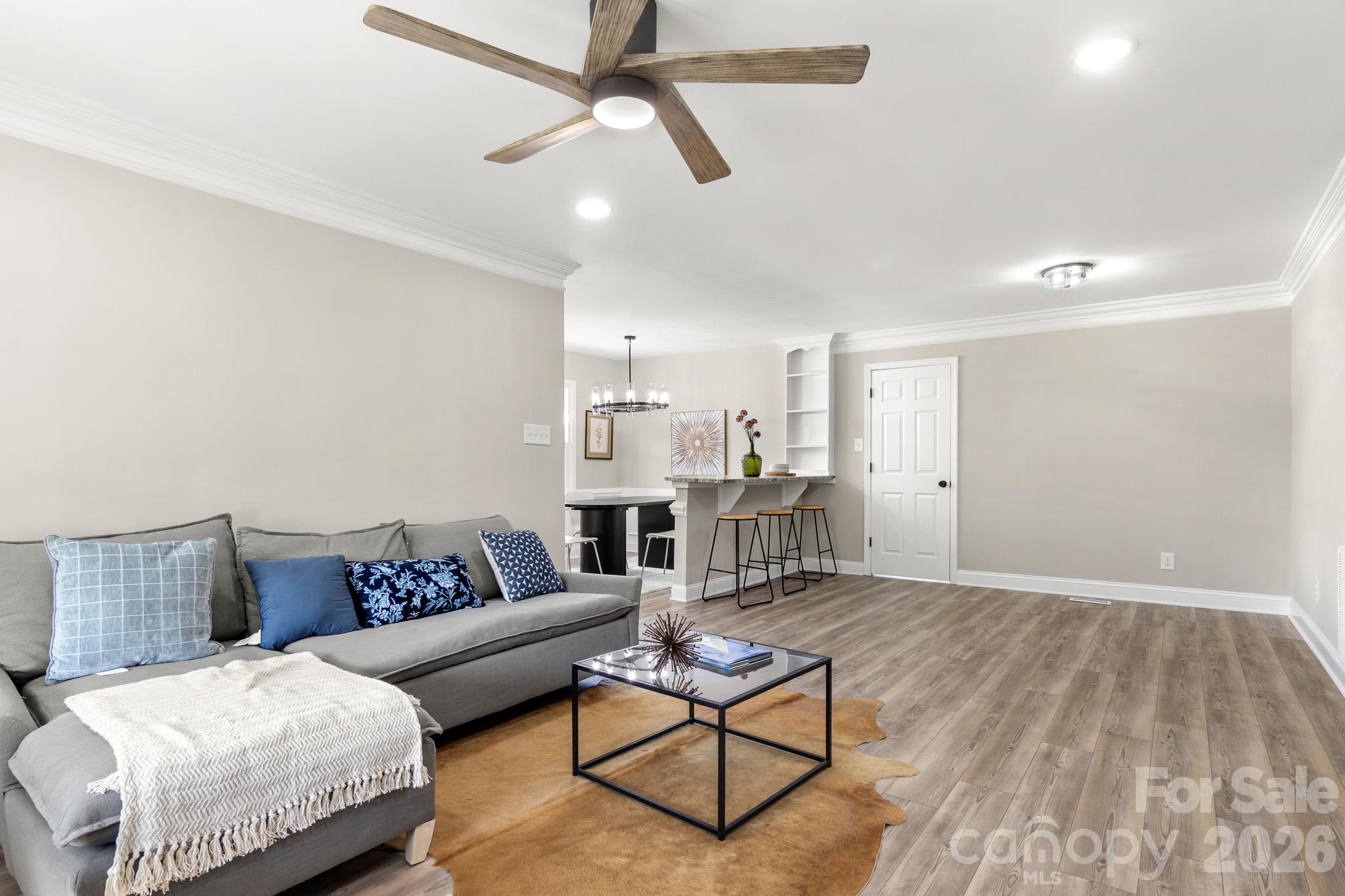 309 Catawba Circle N