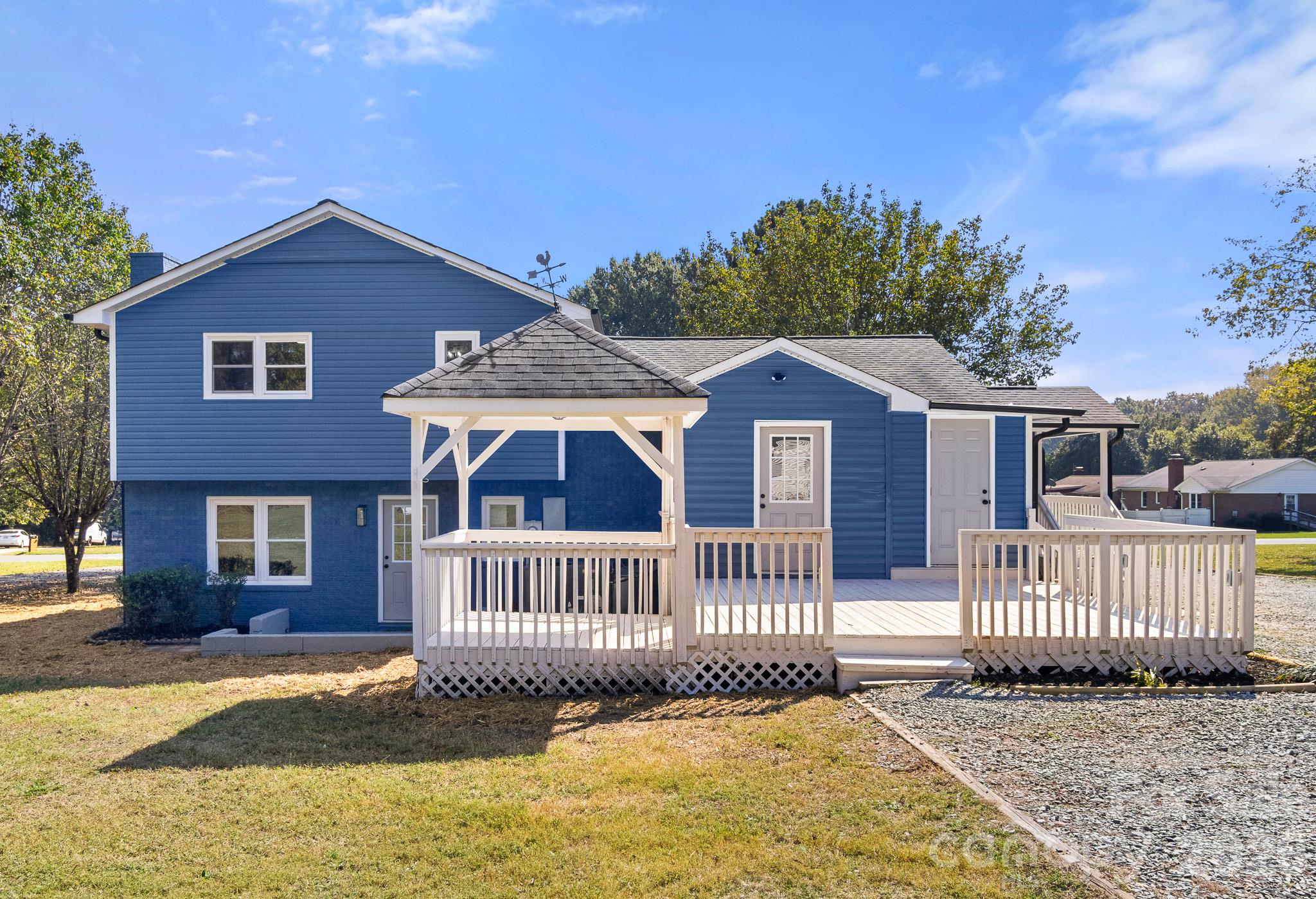 309 Catawba Circle N