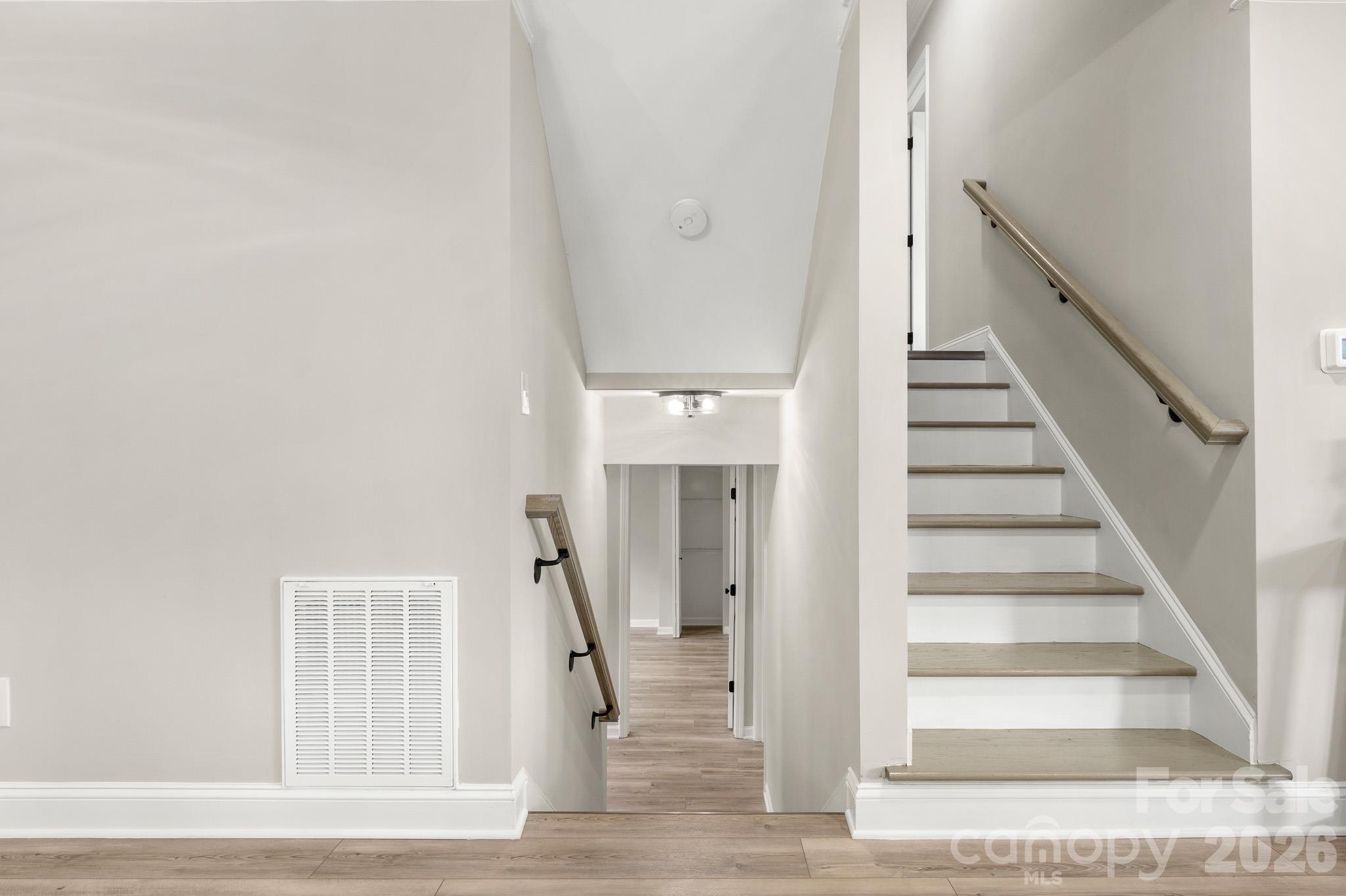 309 Catawba Circle N