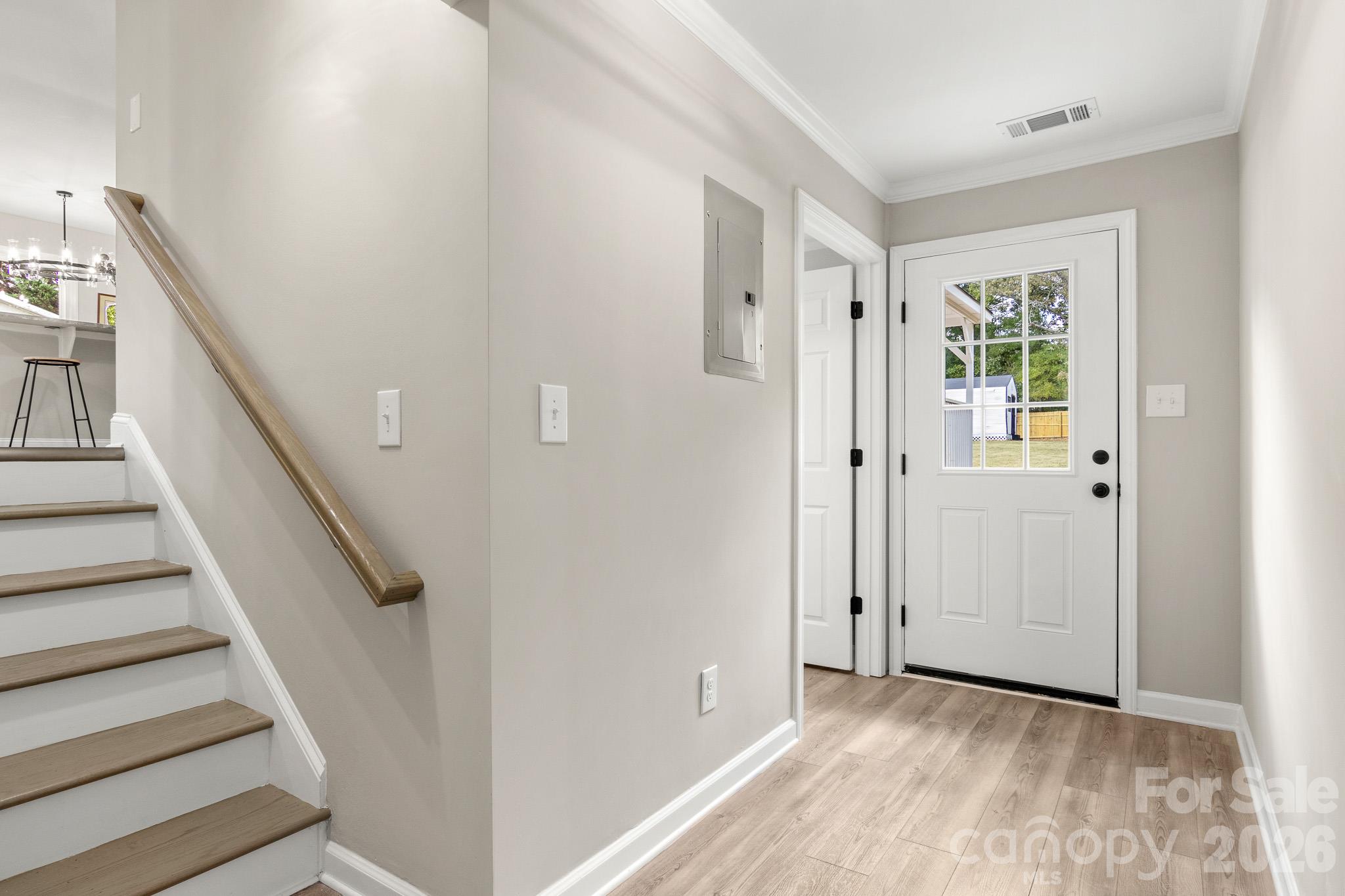 309 Catawba Circle N