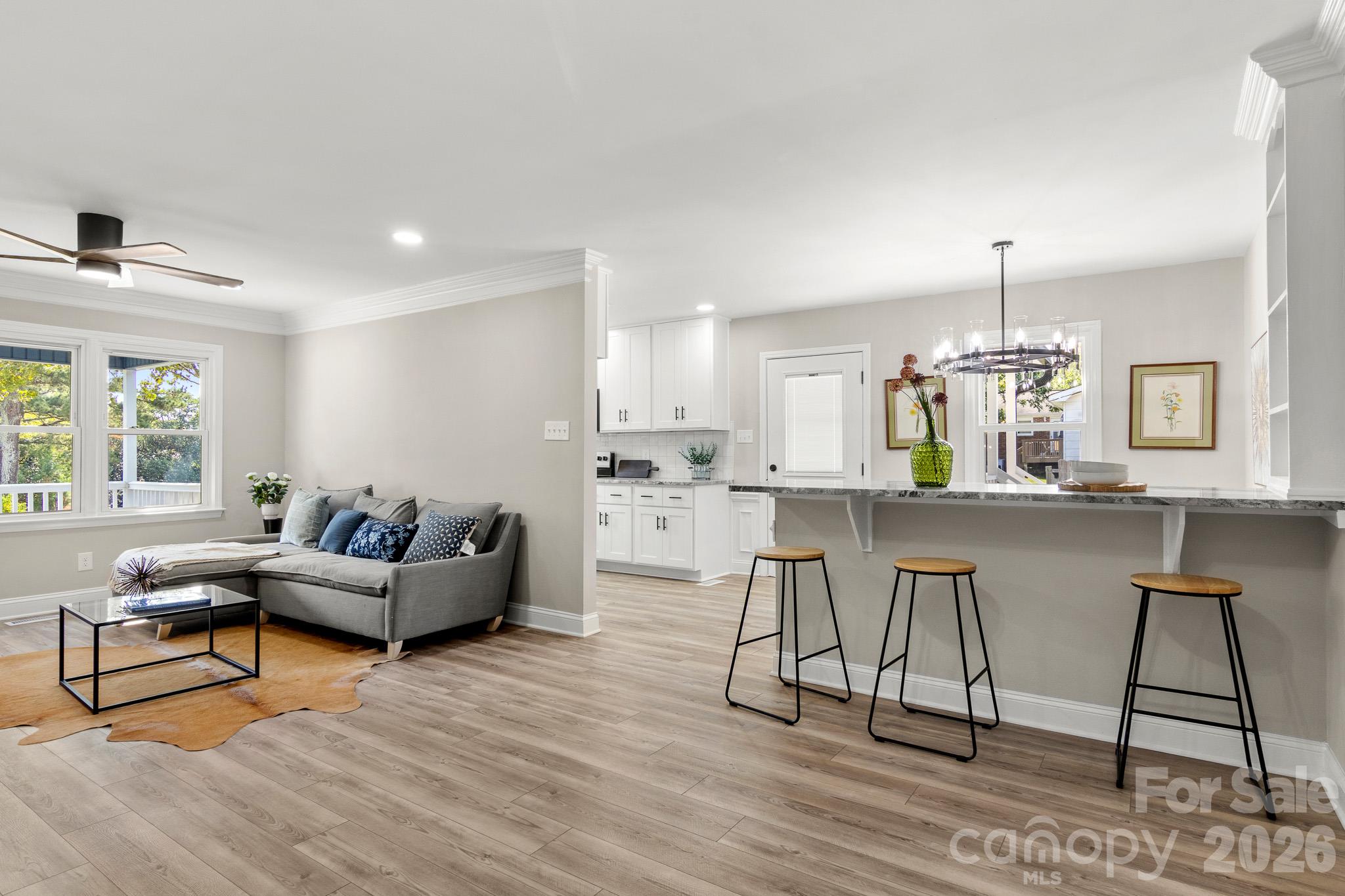 309 Catawba Circle N