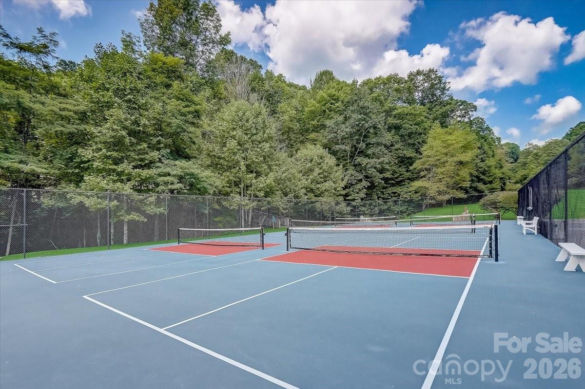 71 Mayapple Lane Unit: 71 & 72