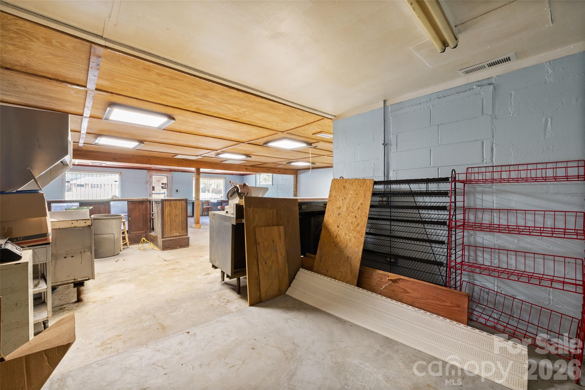 4178 Edgeland Road