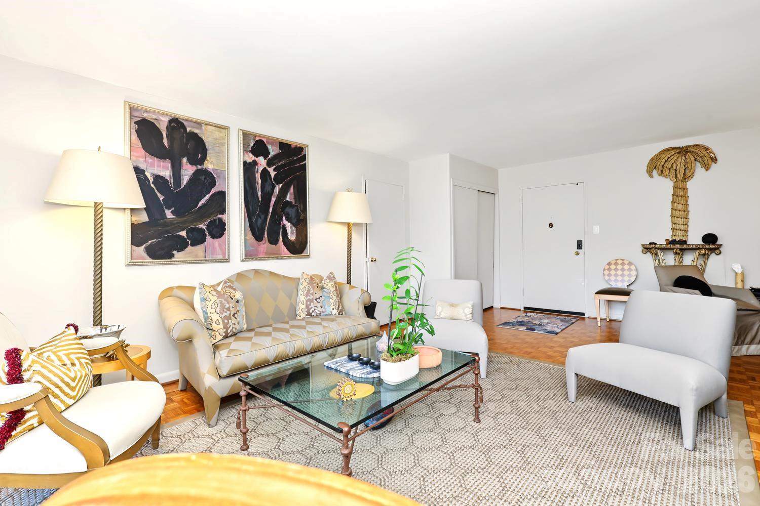 1300 Queens Road Unit: 219