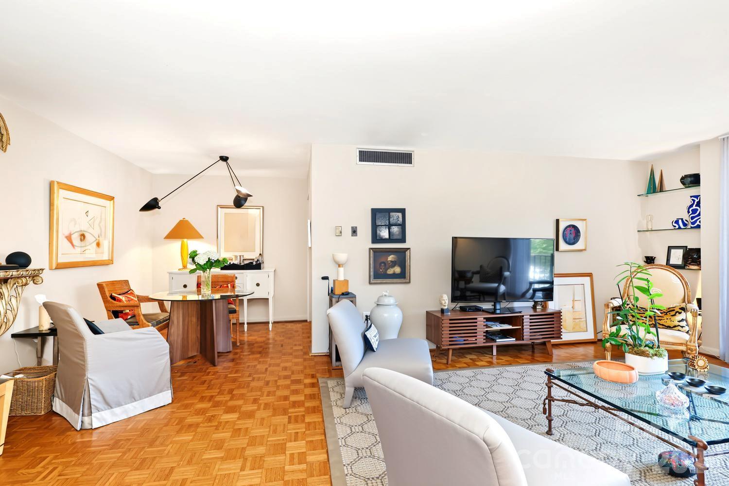 1300 Queens Road Unit: 219