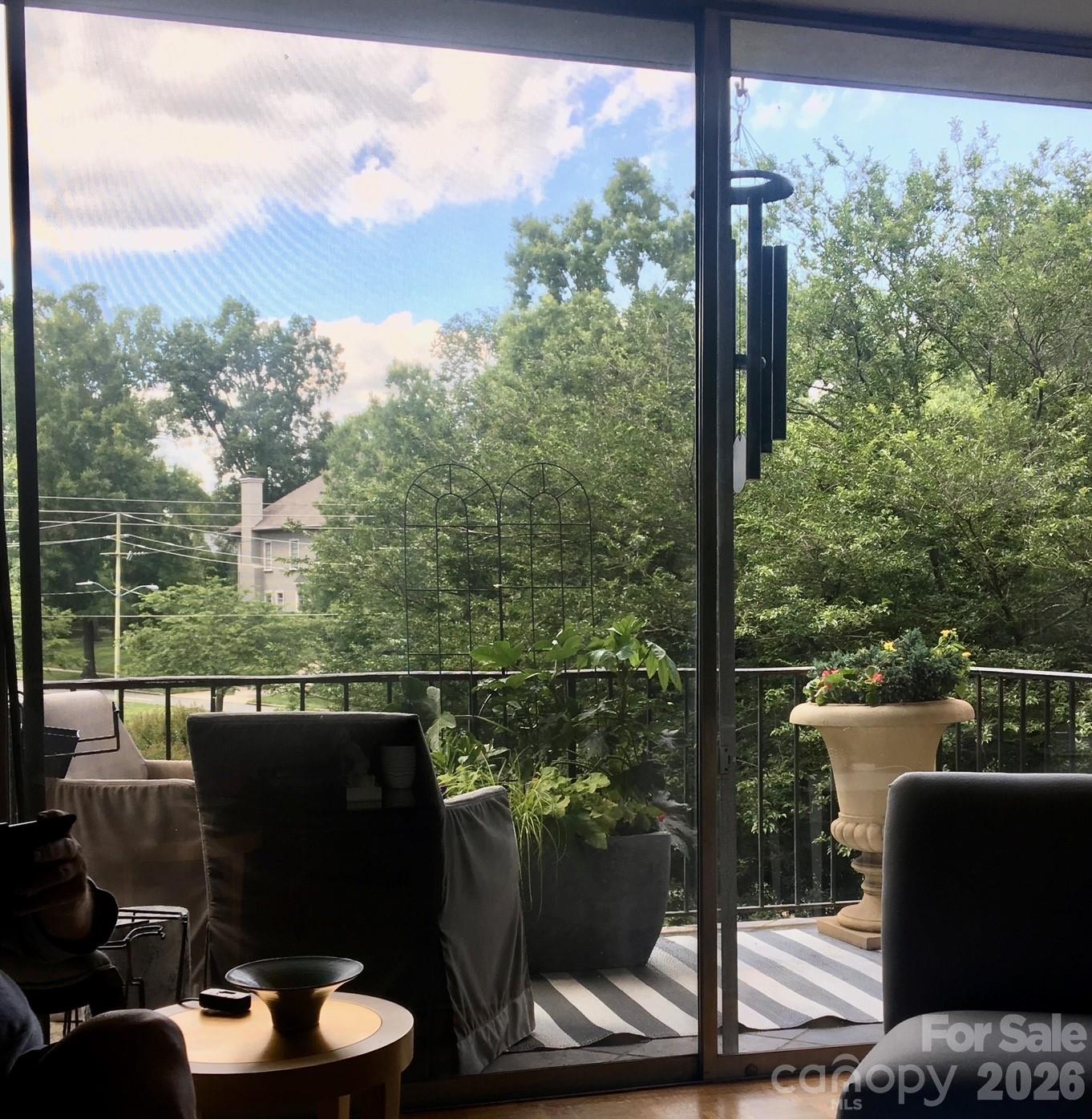 1300 Queens Road Unit: 219
