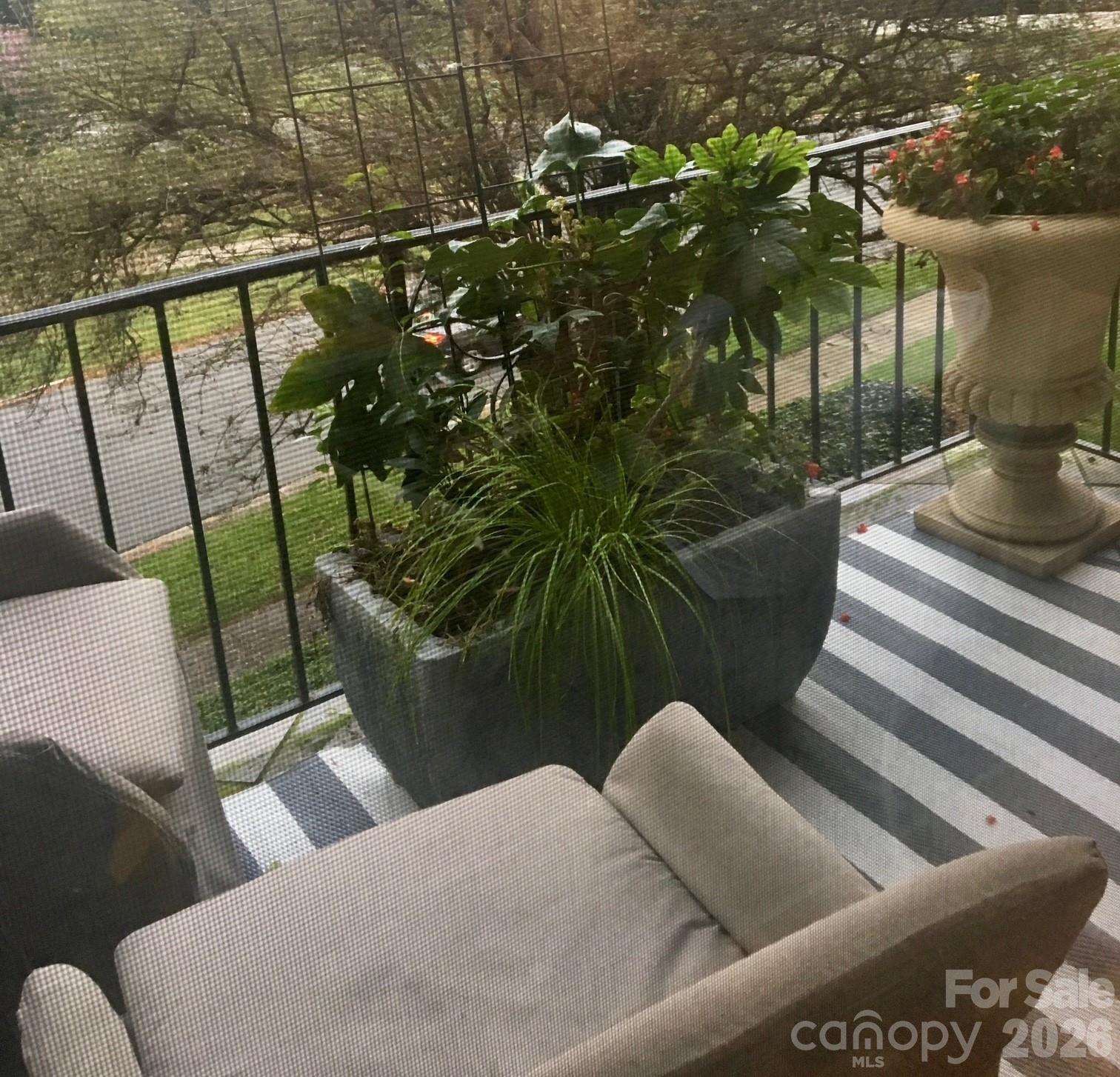 1300 Queens Road Unit: 219