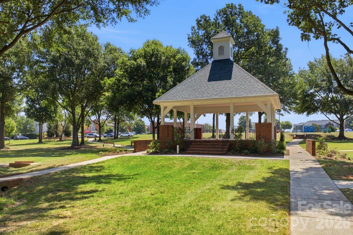 3805 Balsam Street Unit: 122