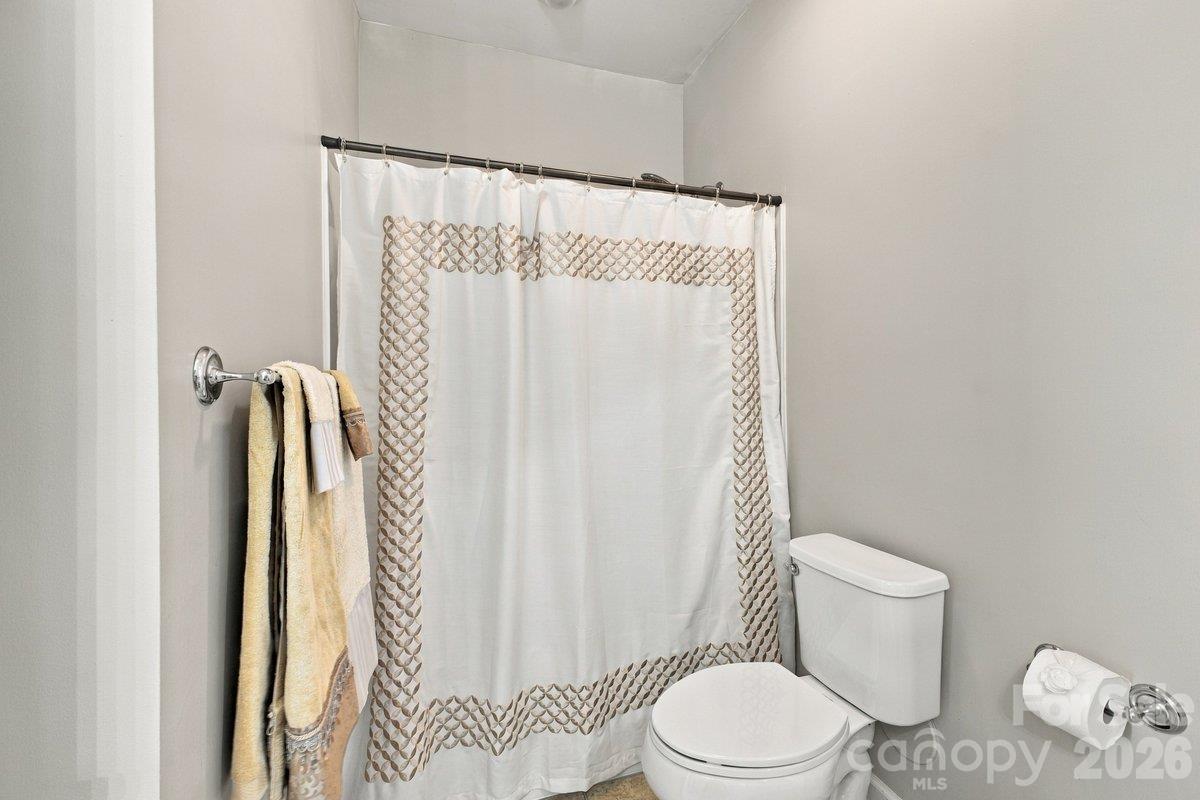 3805 Balsam Street Unit: 122