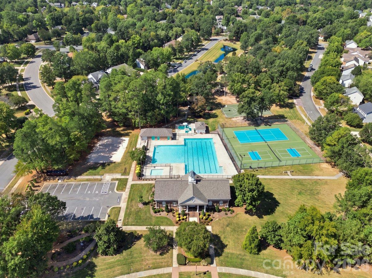 3805 Balsam Street Unit: 122