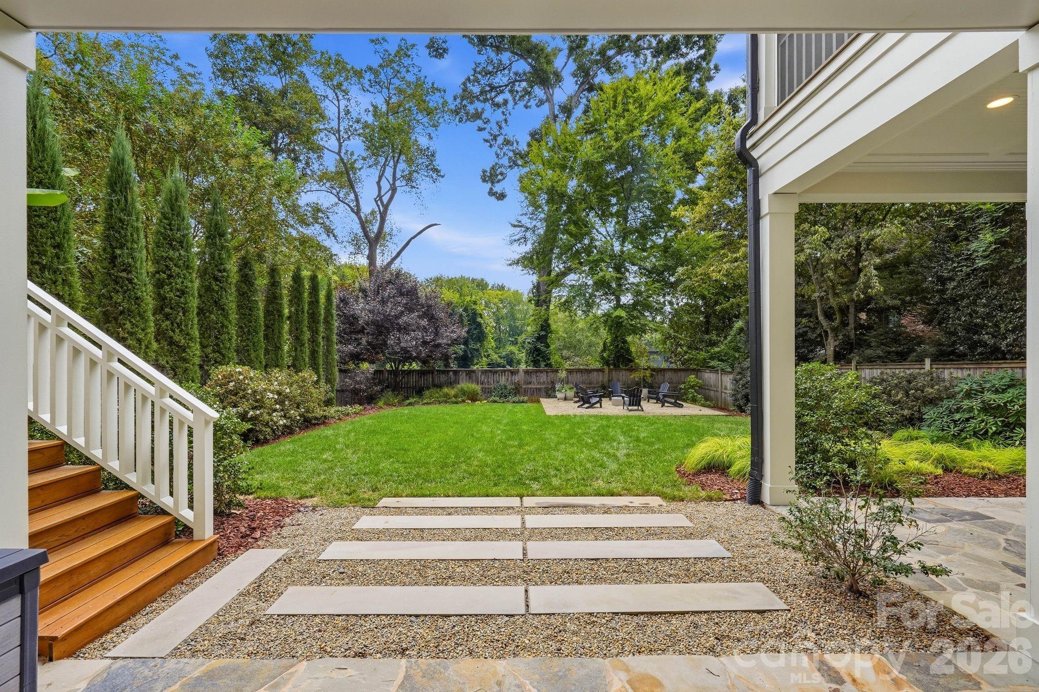 3407 Willow Oak Road
