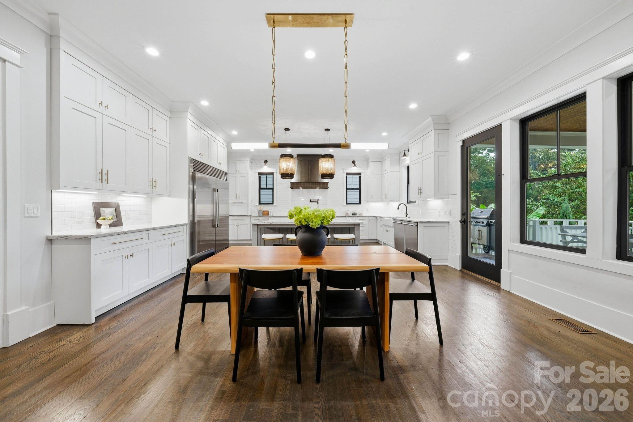 3407 Willow Oak Road