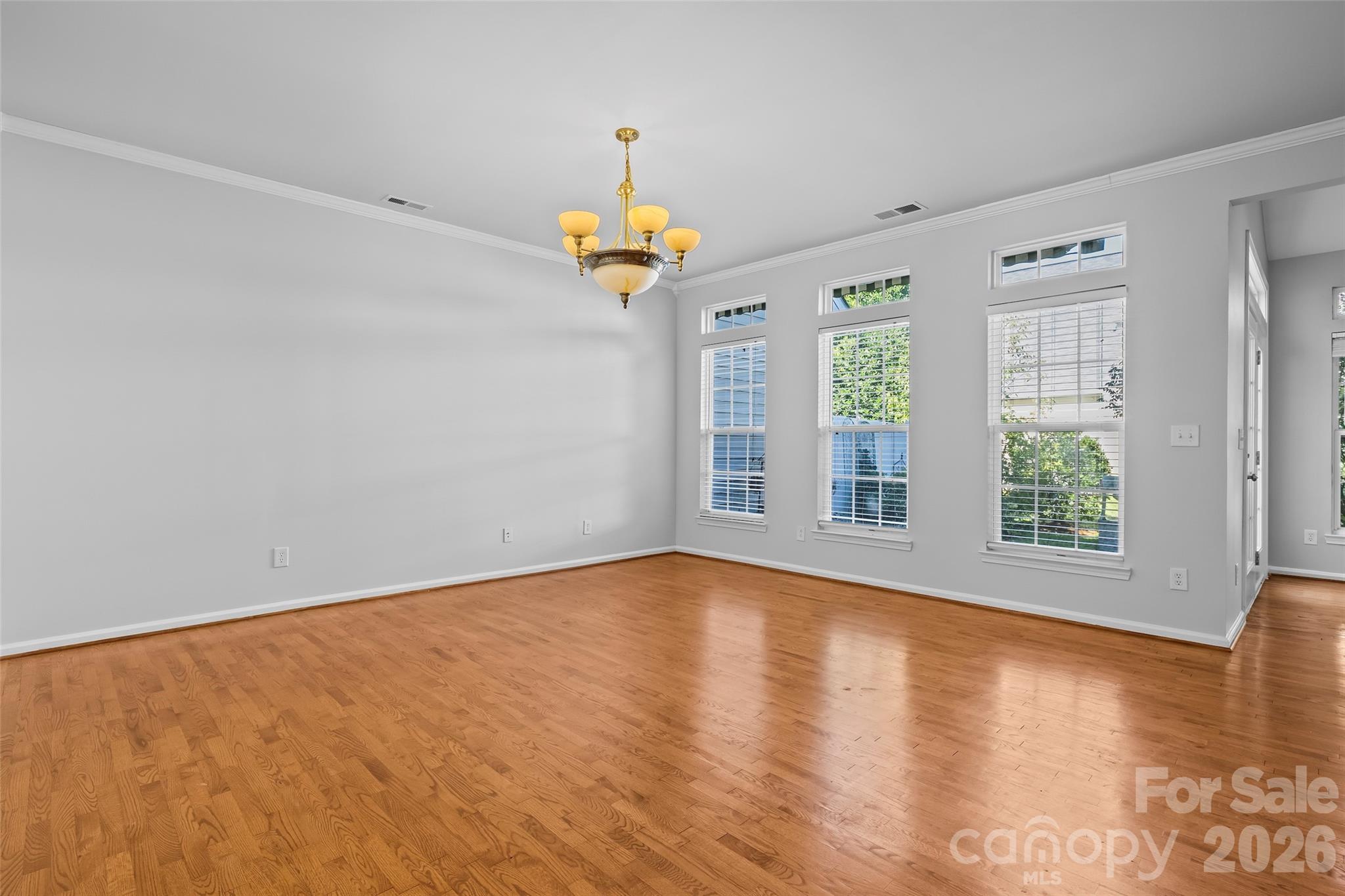 4209 Piccadilly Lane