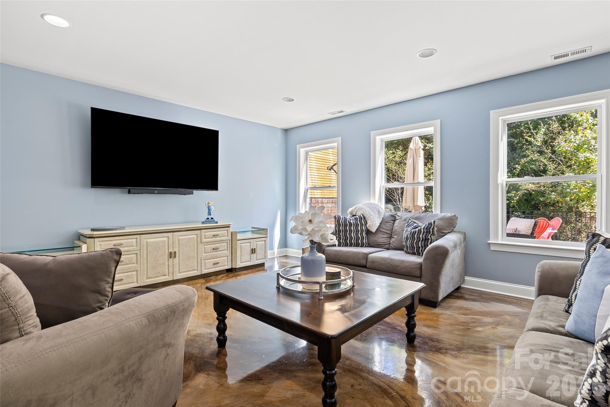 2134 Clarion Drive