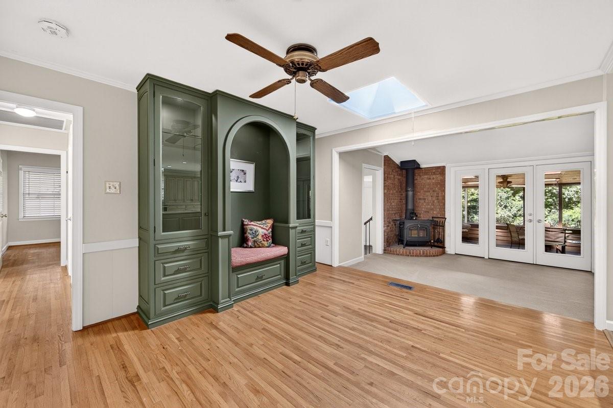 6000 Colchester Place
