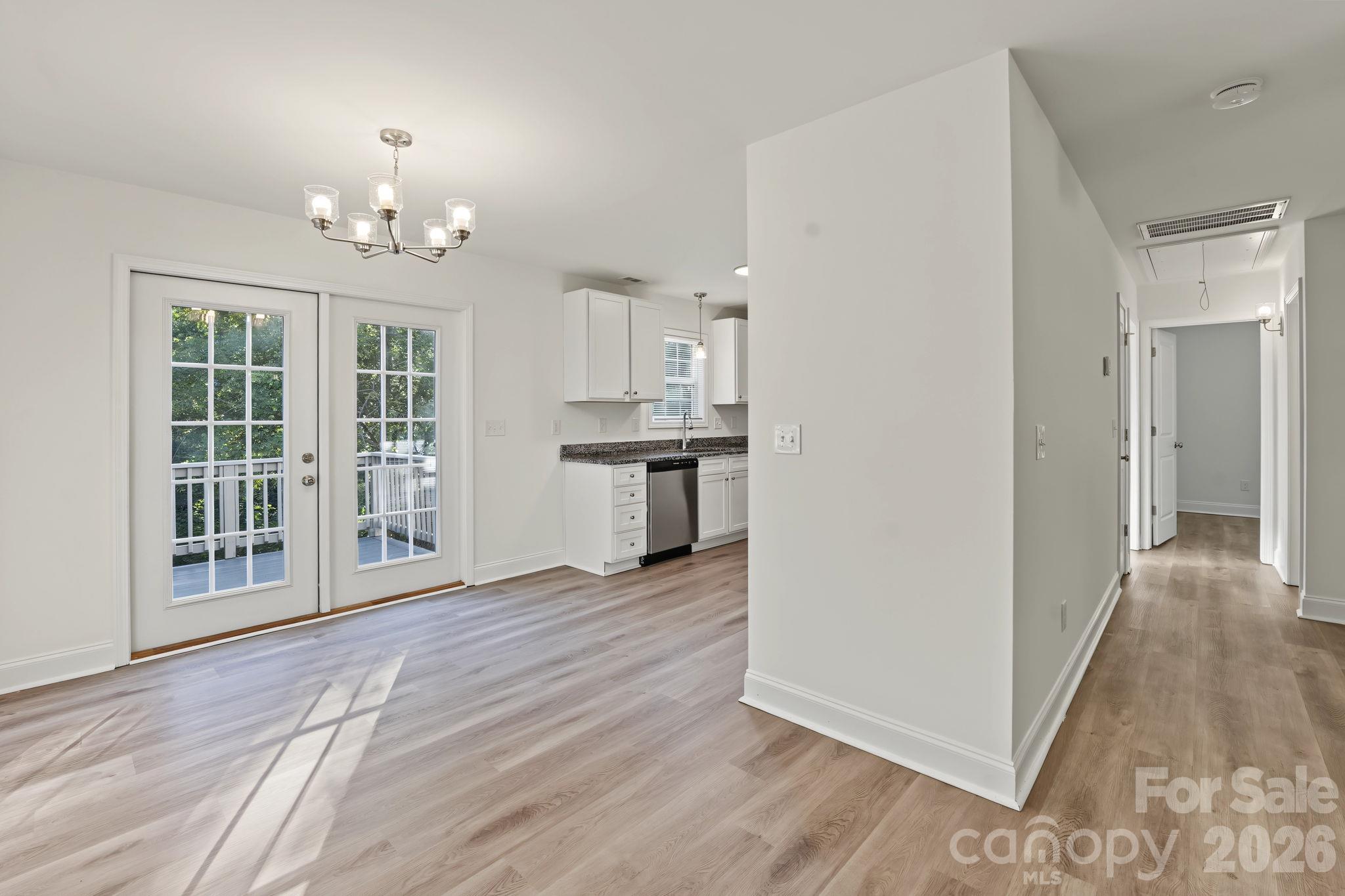 1157 Calhoun Street