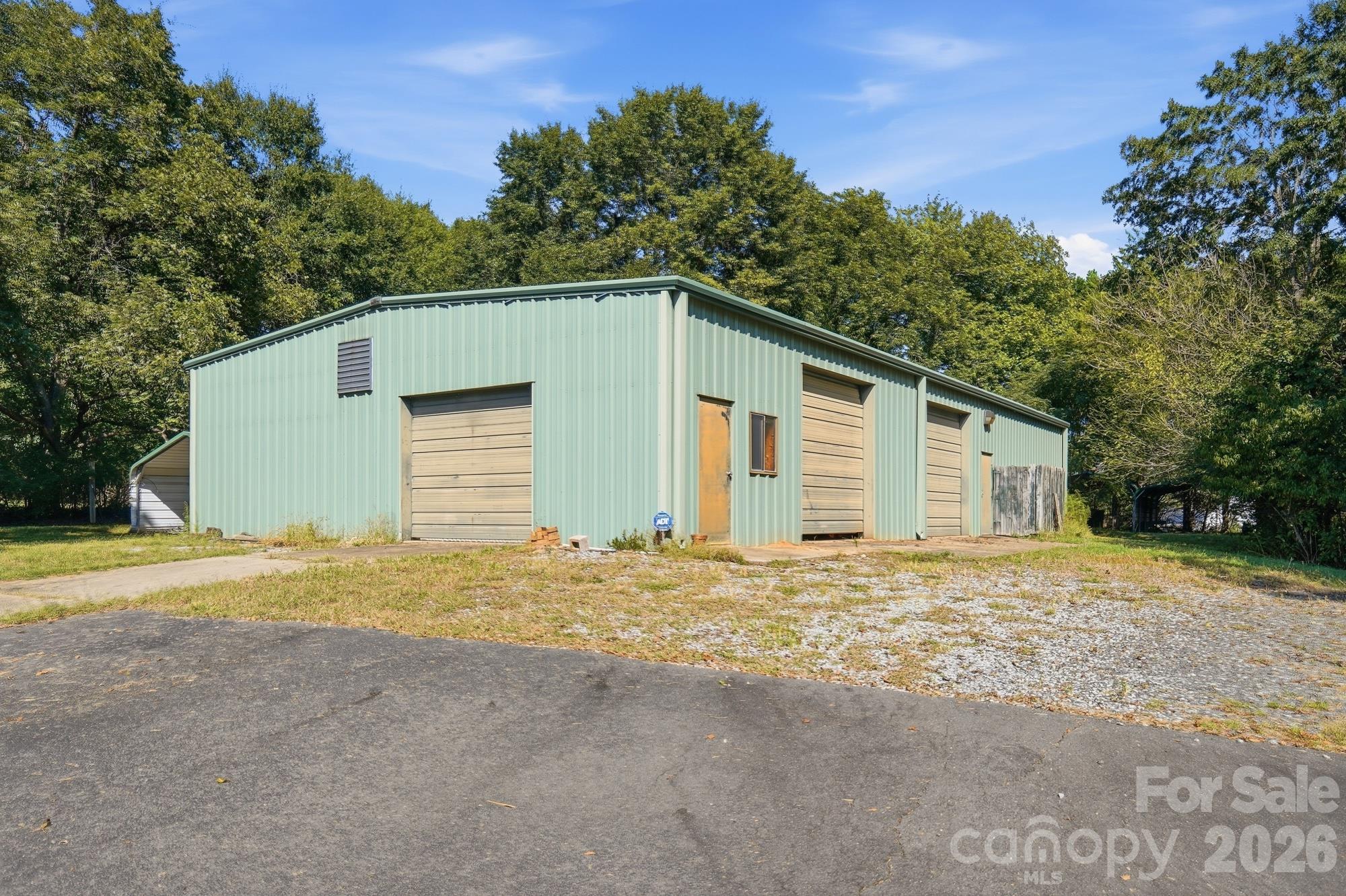 600 Frontier Road