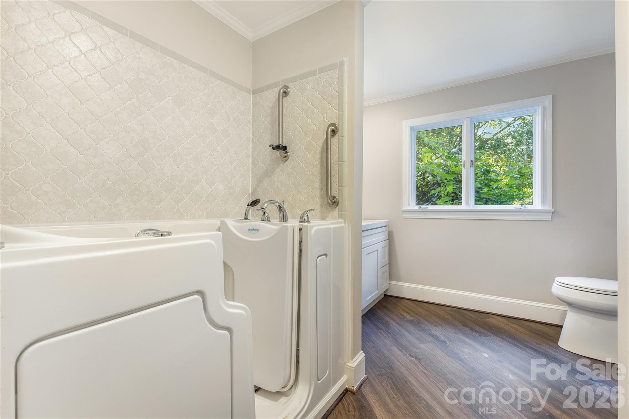 475 Baymount Drive