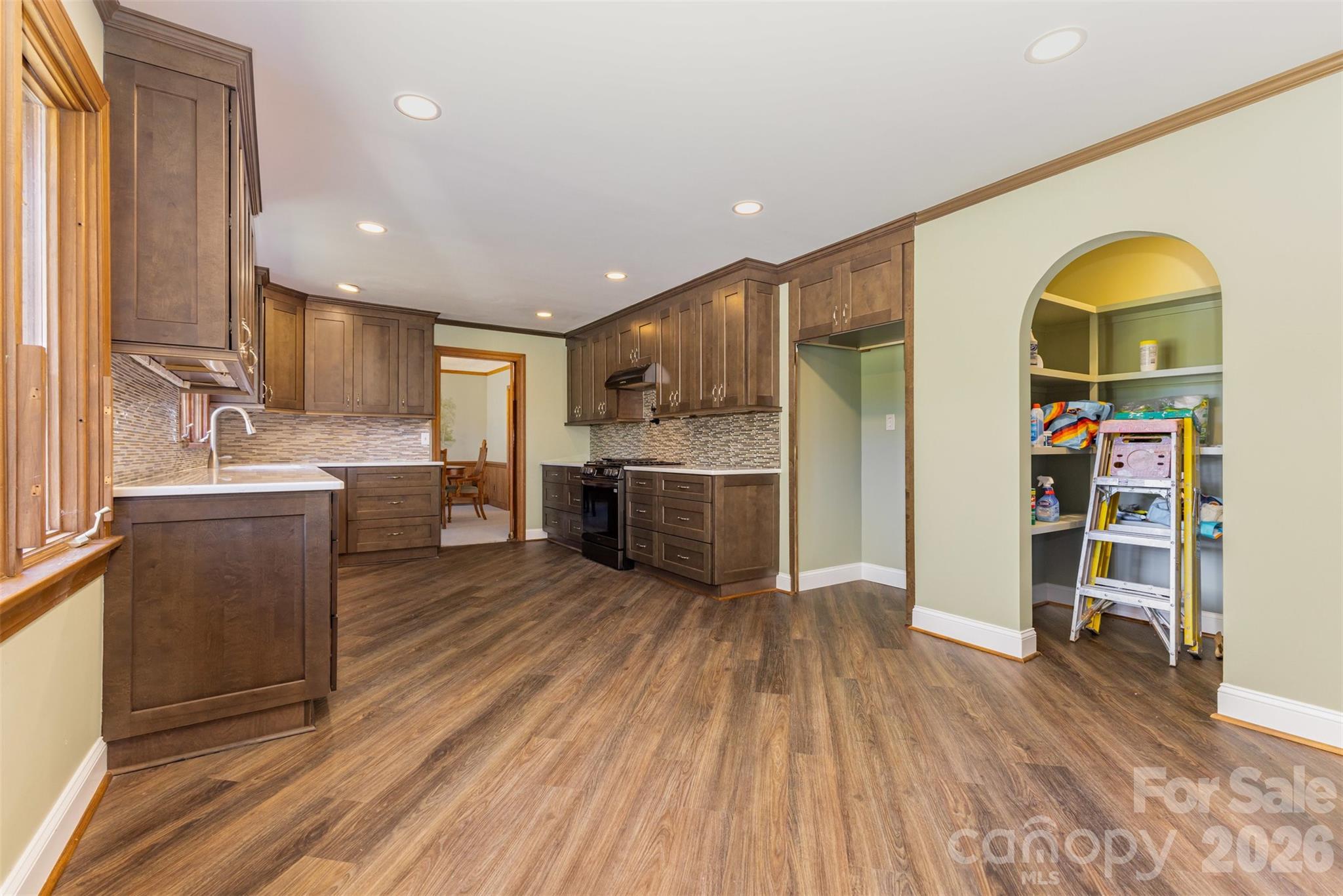 475 Baymount Drive