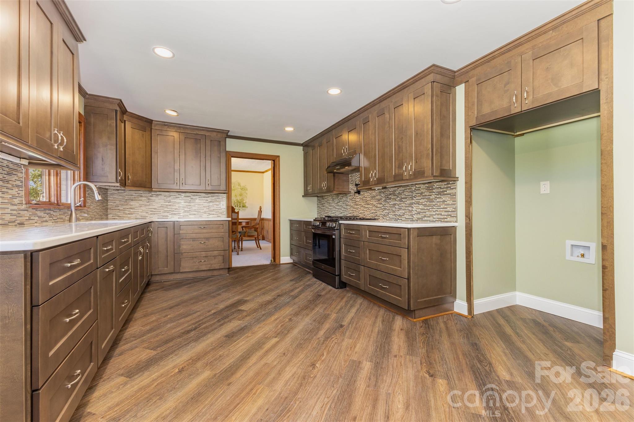 475 Baymount Drive
