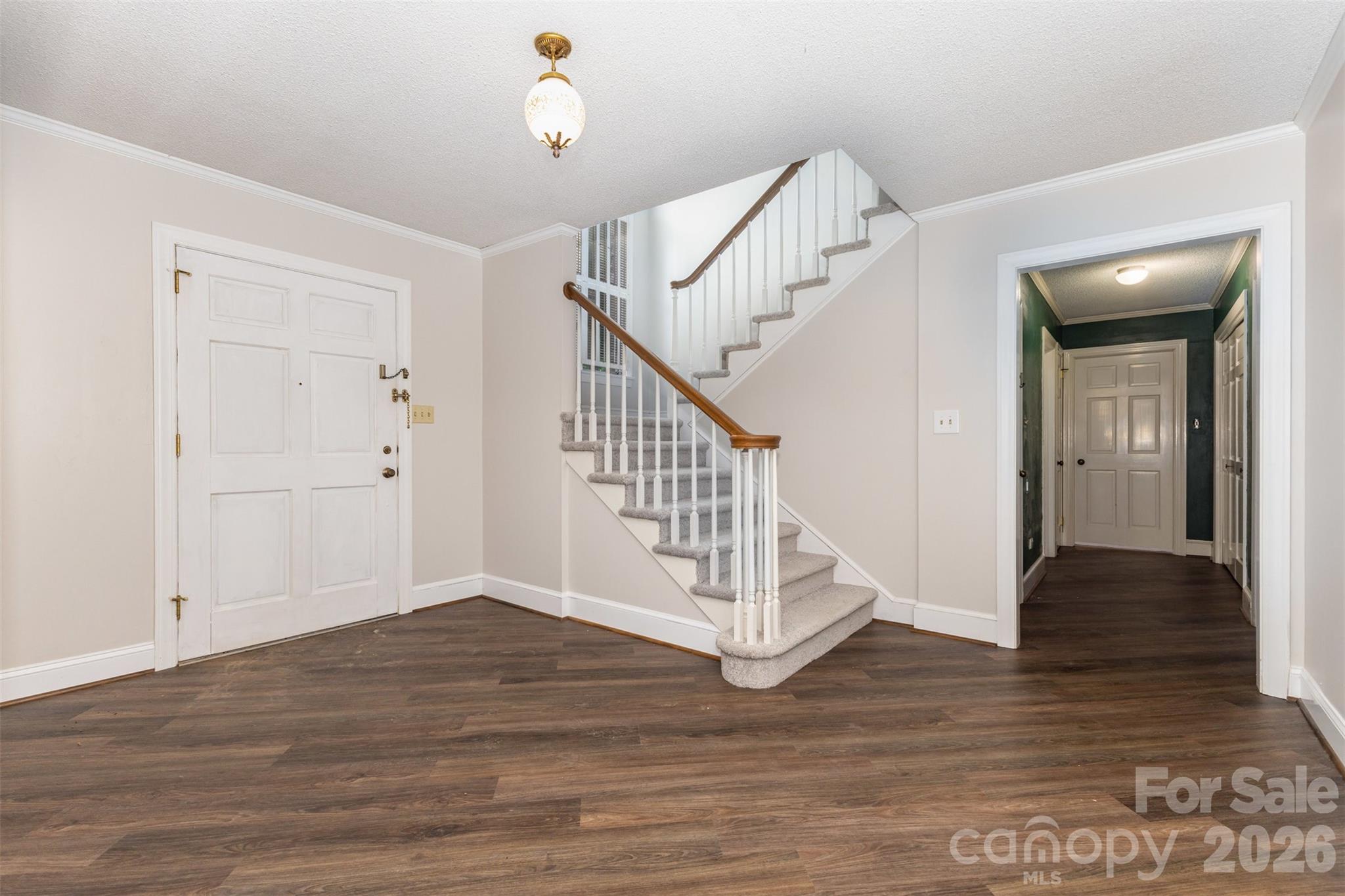 475 Baymount Drive