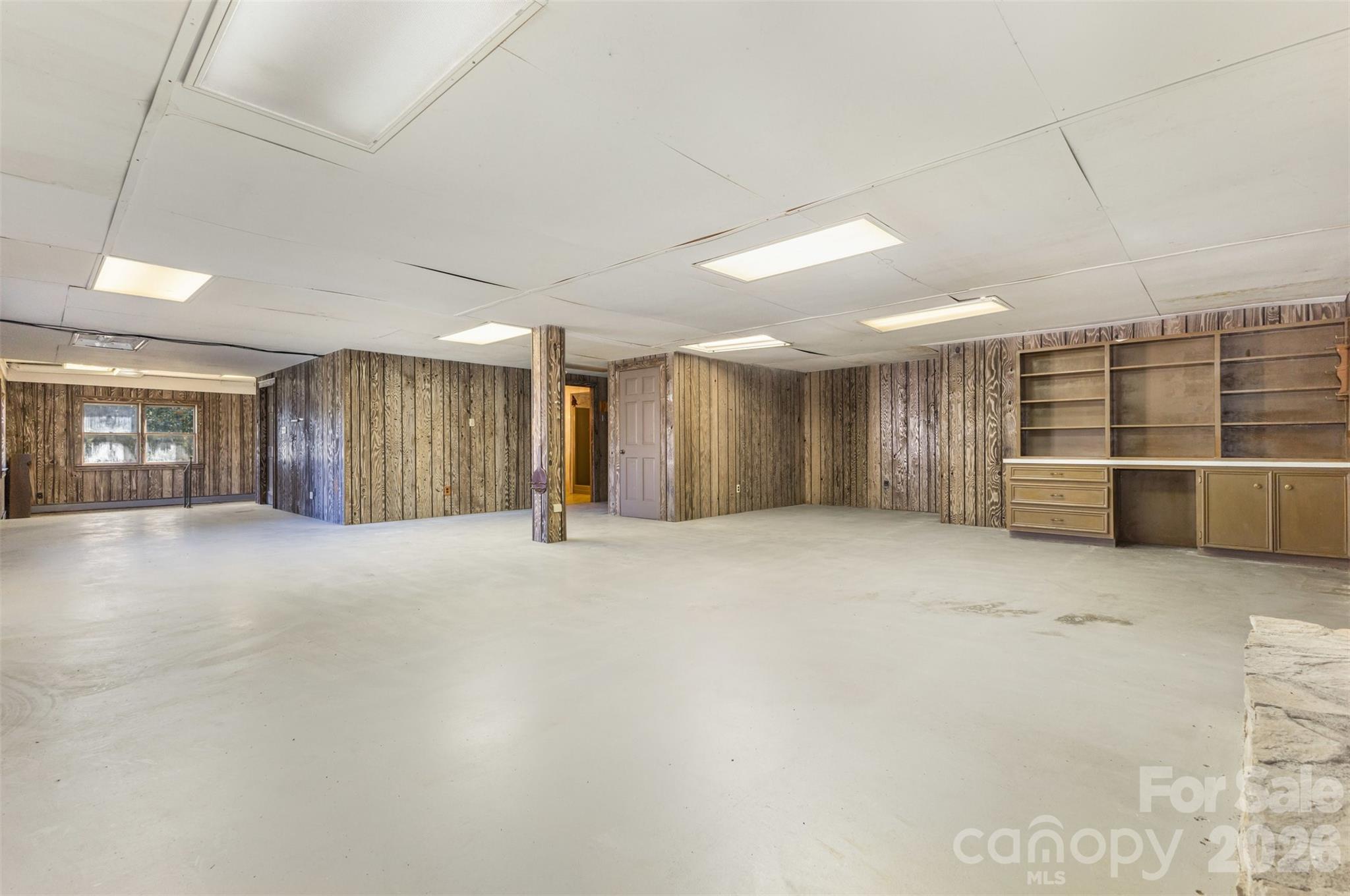 475 Baymount Drive