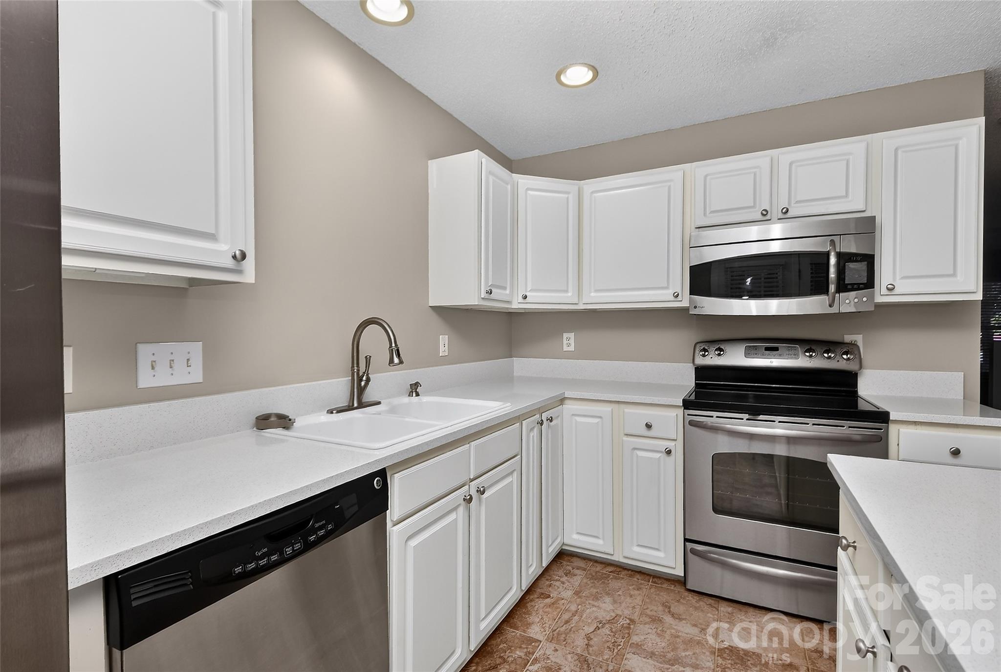 12523 Bluestem Lane