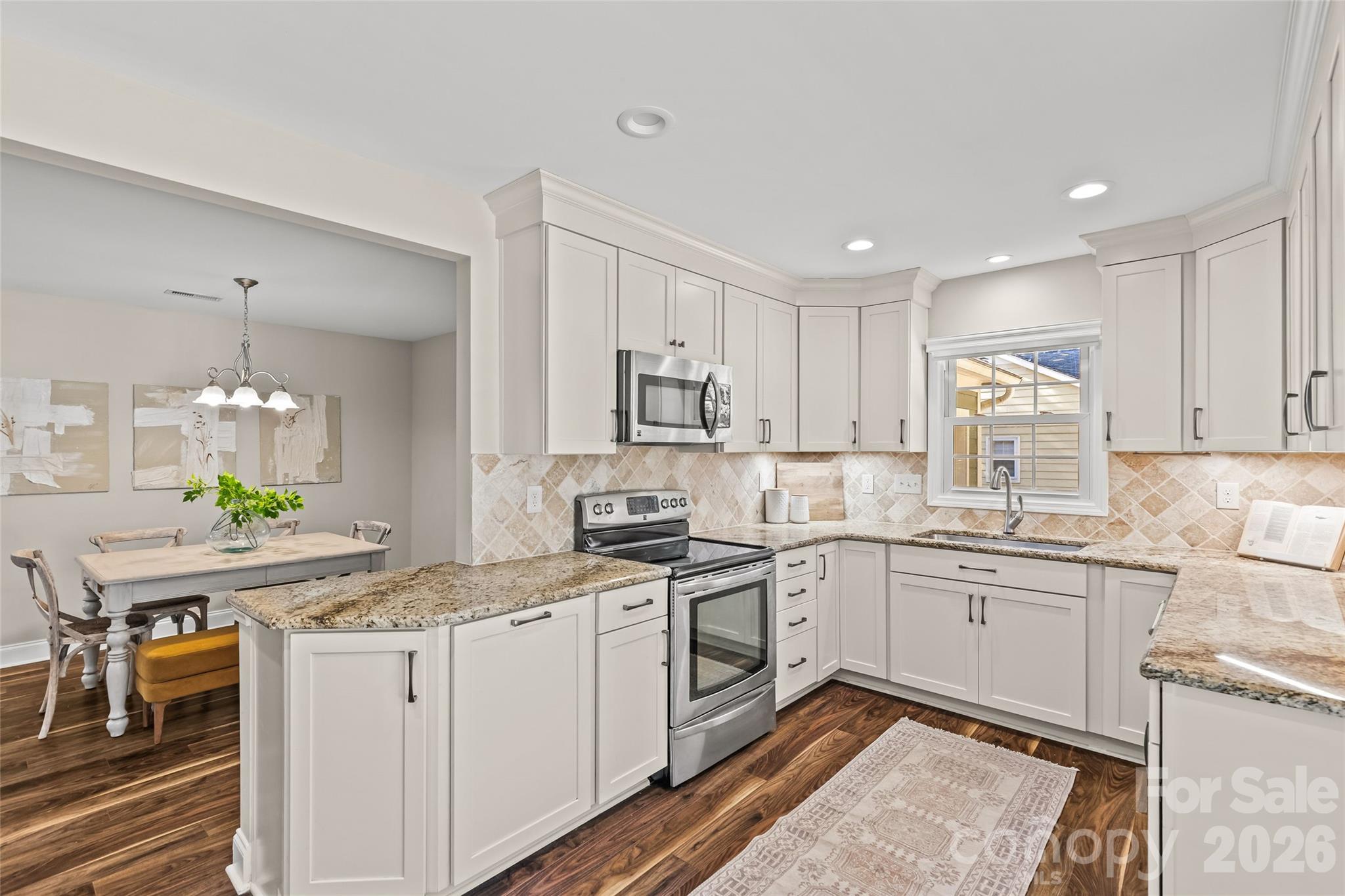 2434 Dryden Lane