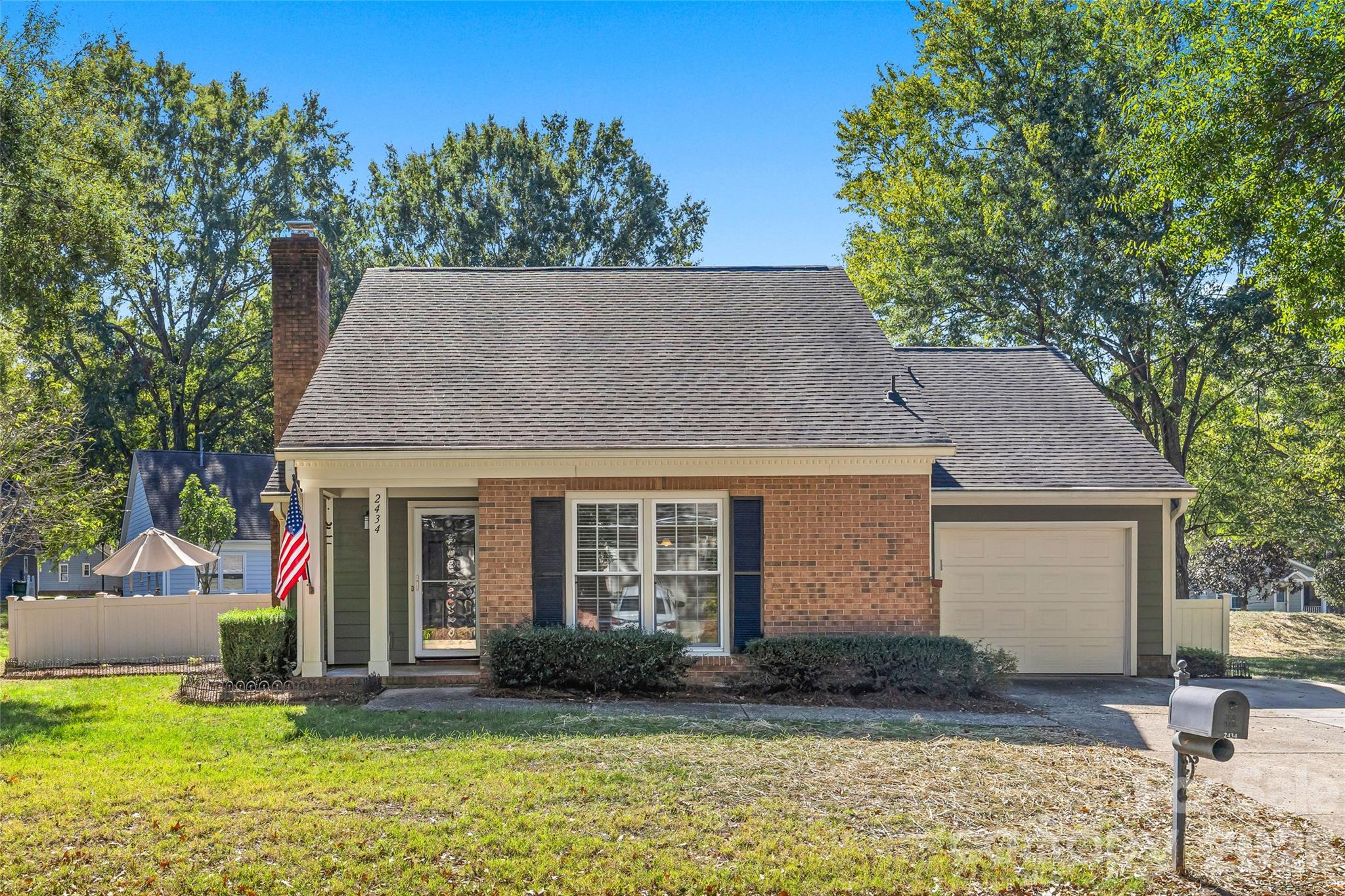 2434 Dryden Lane