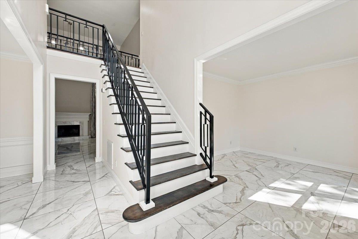 1261 Boswell Court