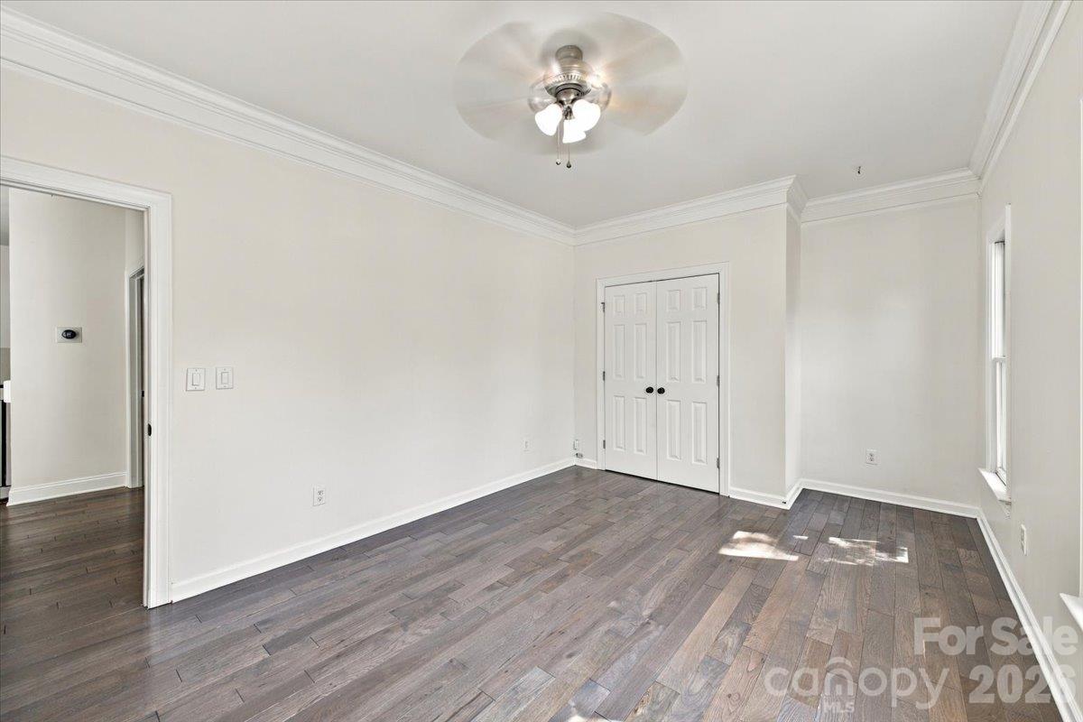 1261 Boswell Court
