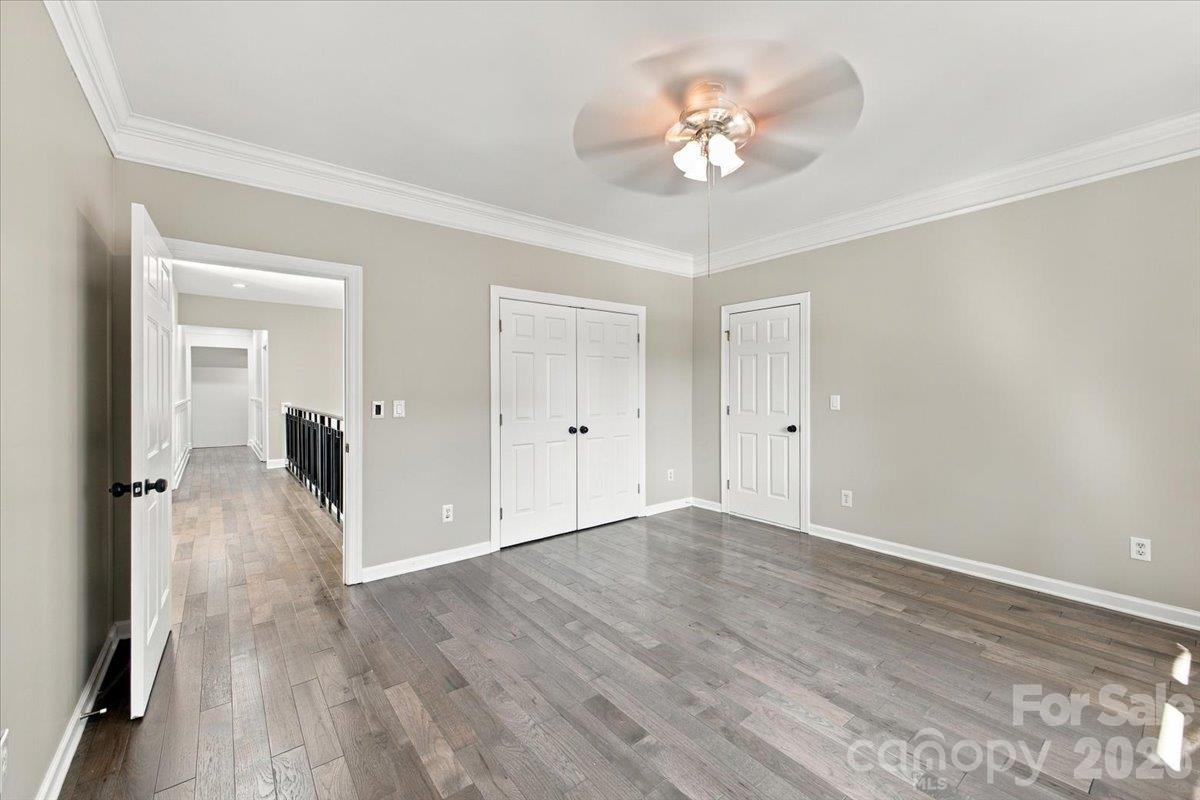 1261 Boswell Court