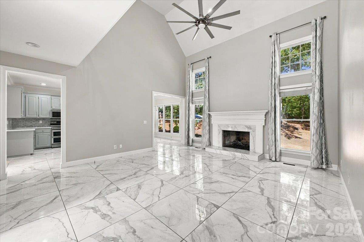 1261 Boswell Court