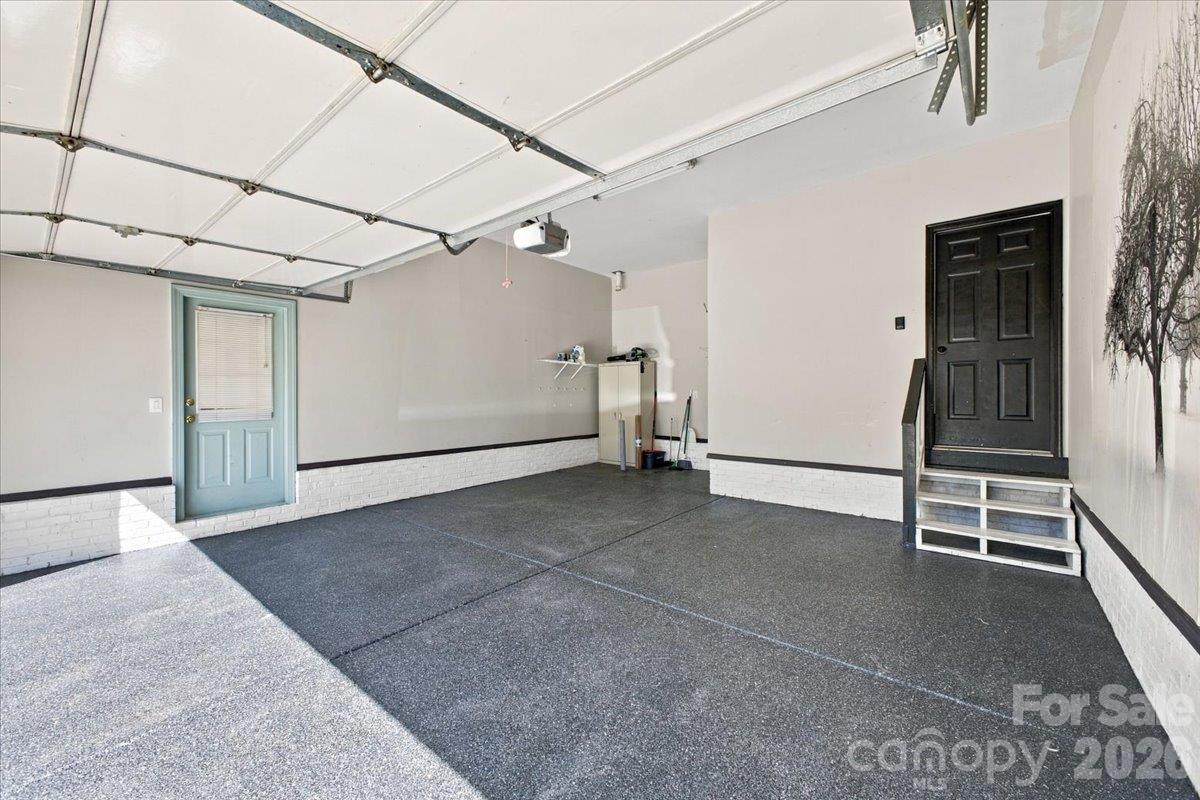 1261 Boswell Court