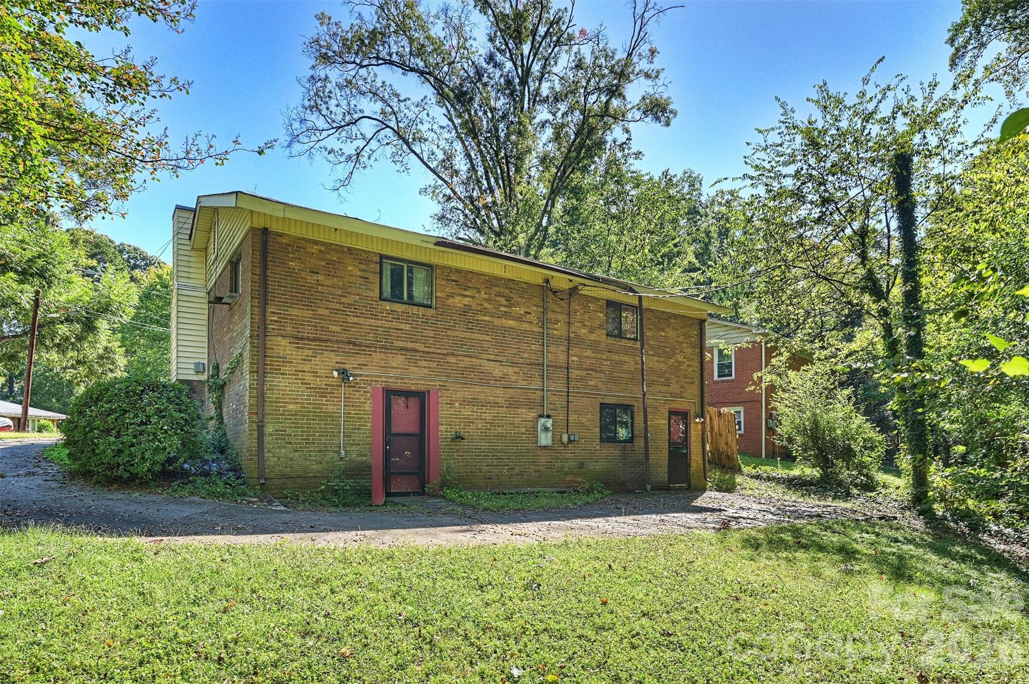 808 Davenport Street