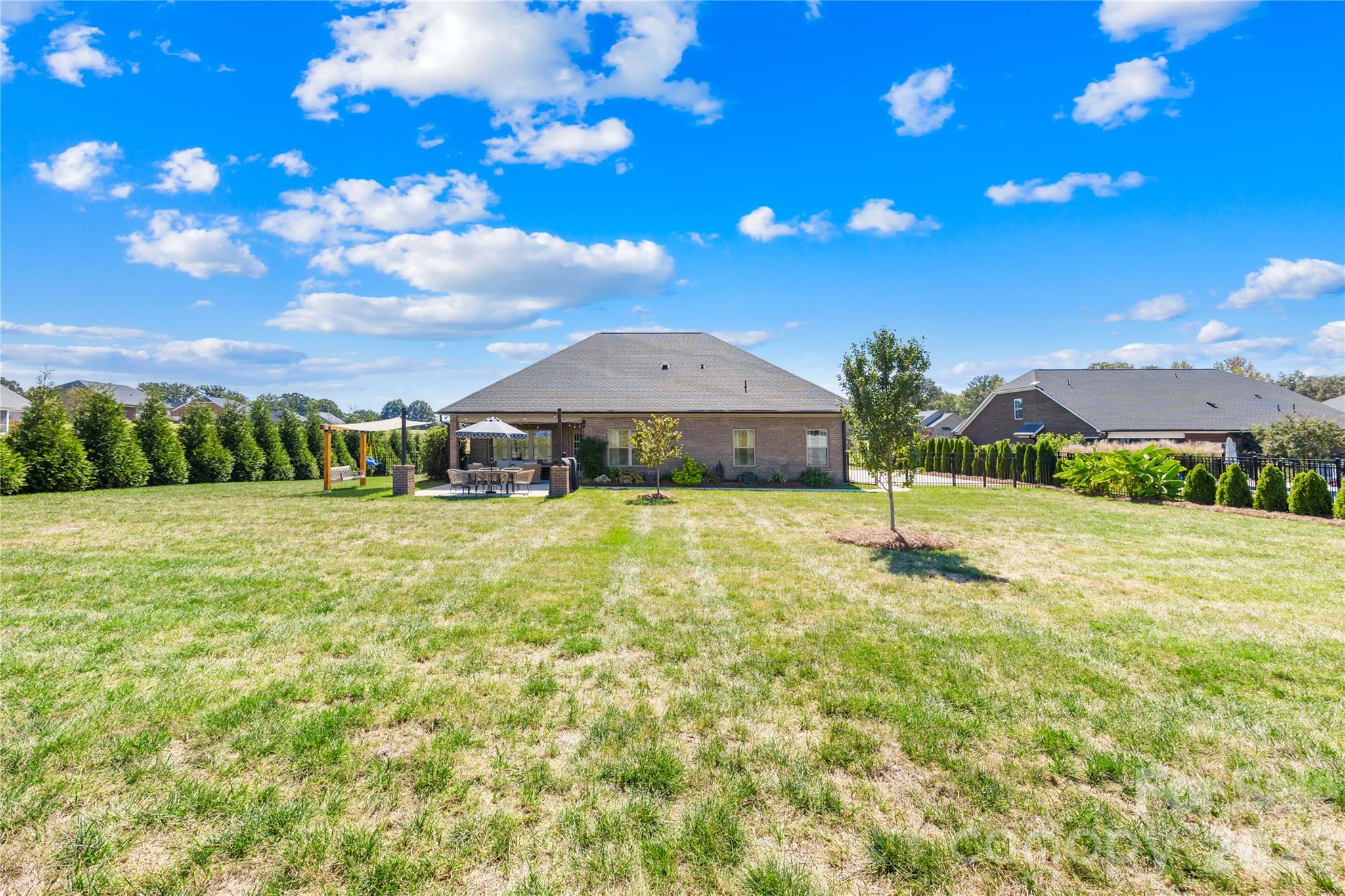 2107 Parrothead Drive