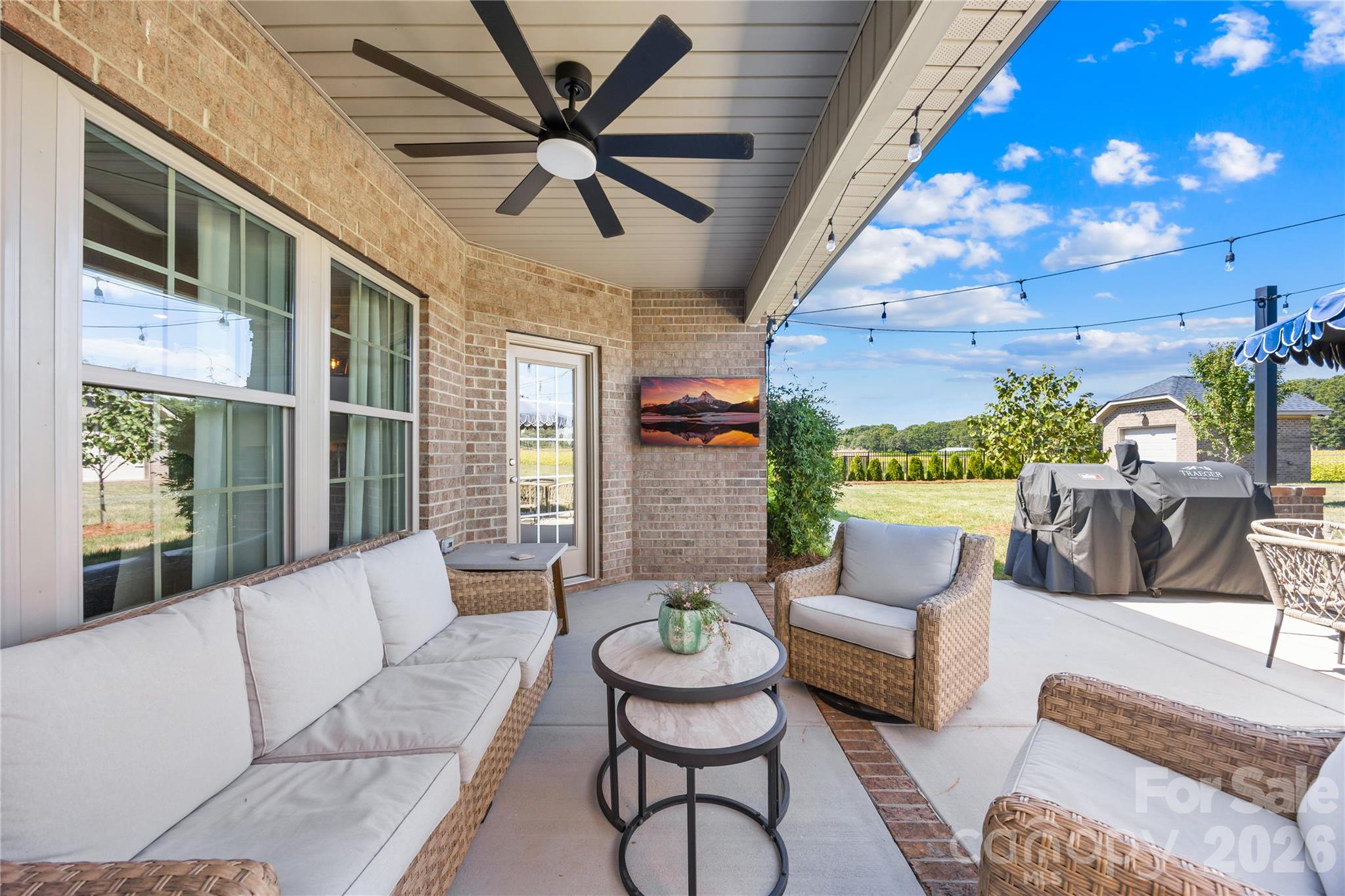 2107 Parrothead Drive
