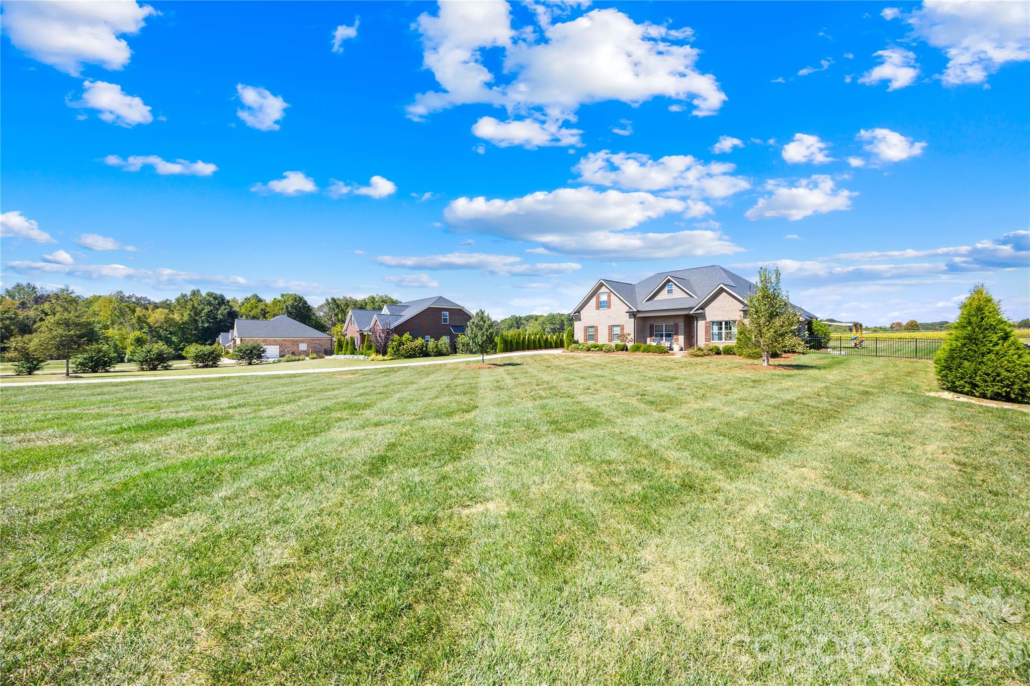 2107 Parrothead Drive