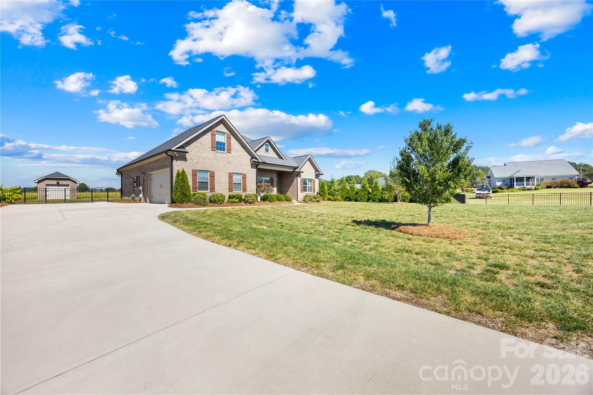 2107 Parrothead Drive