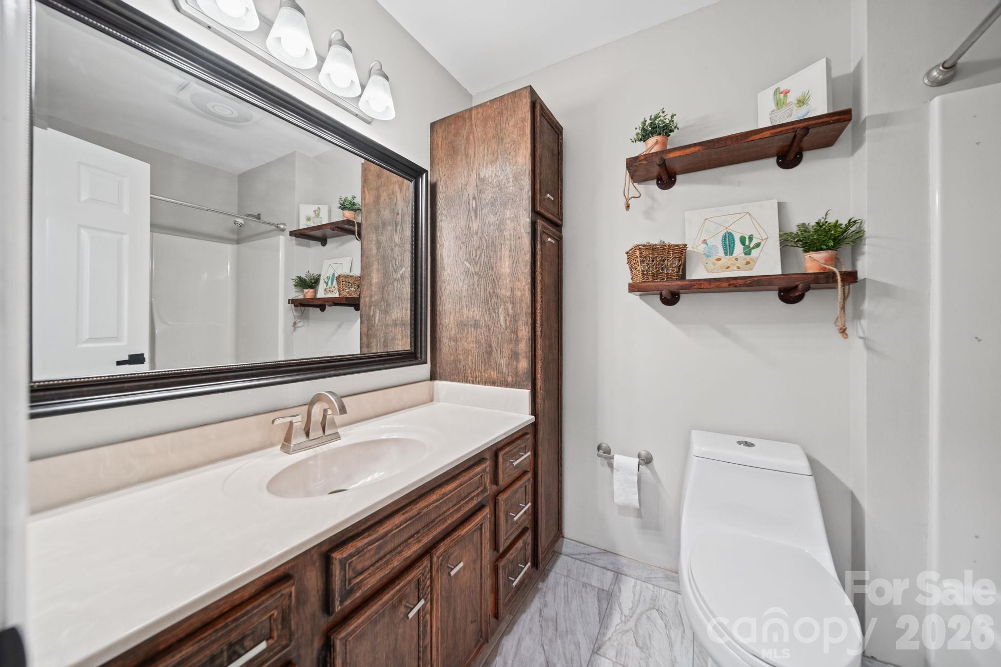 4708 Asbury Road Unit: 16