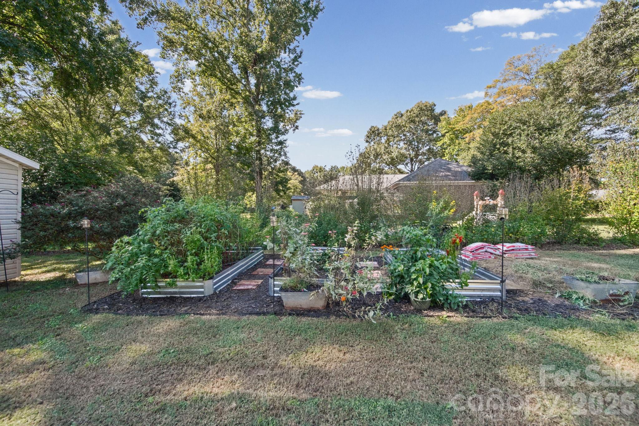 4708 Asbury Road Unit: 16
