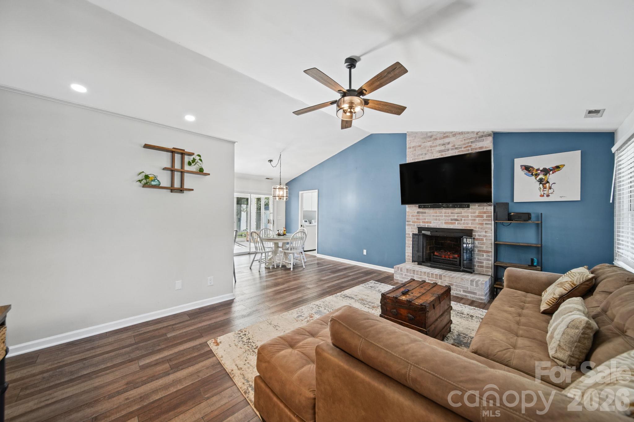 4708 Asbury Road Unit: 16